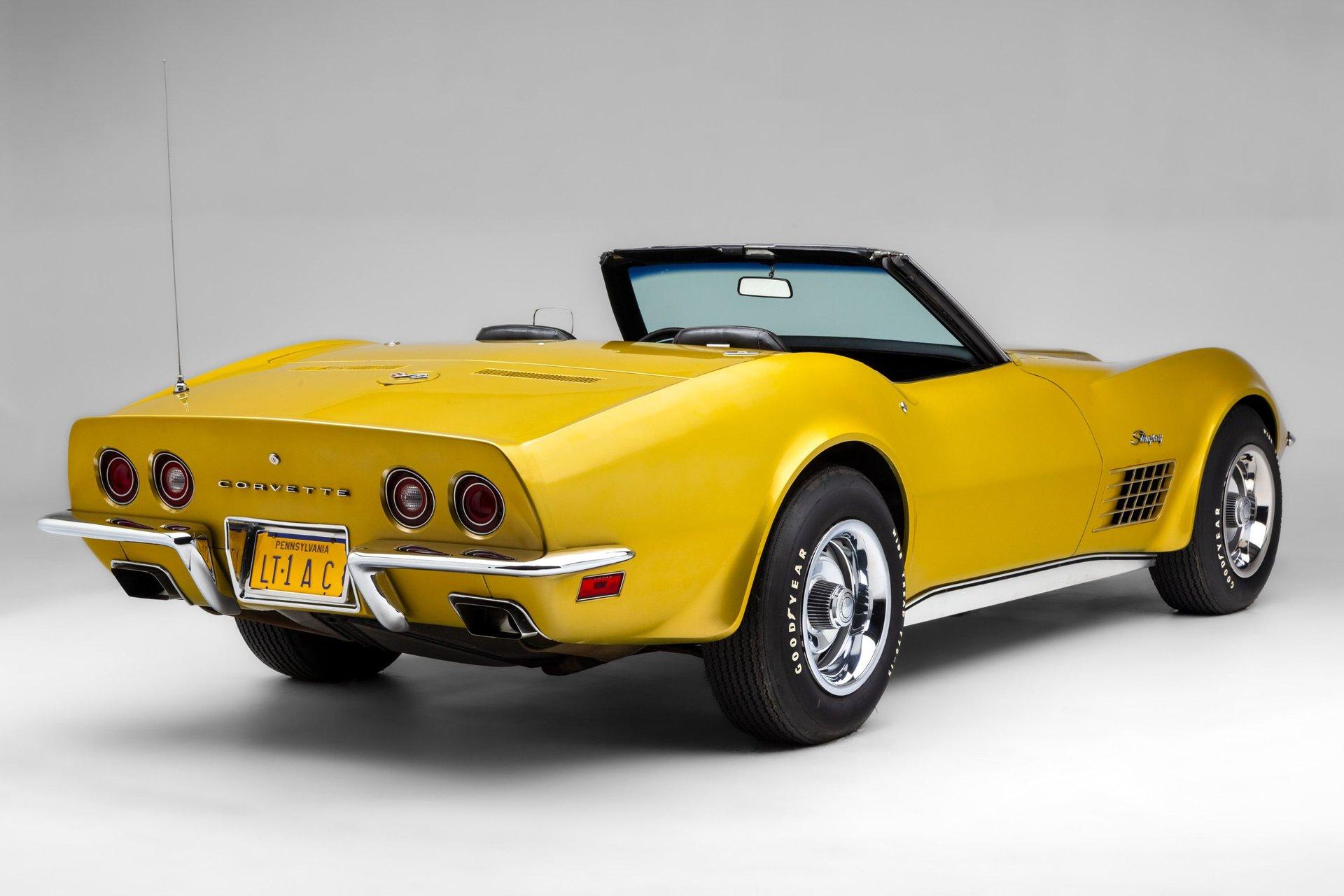 1972 Chevrolet Corvette 34