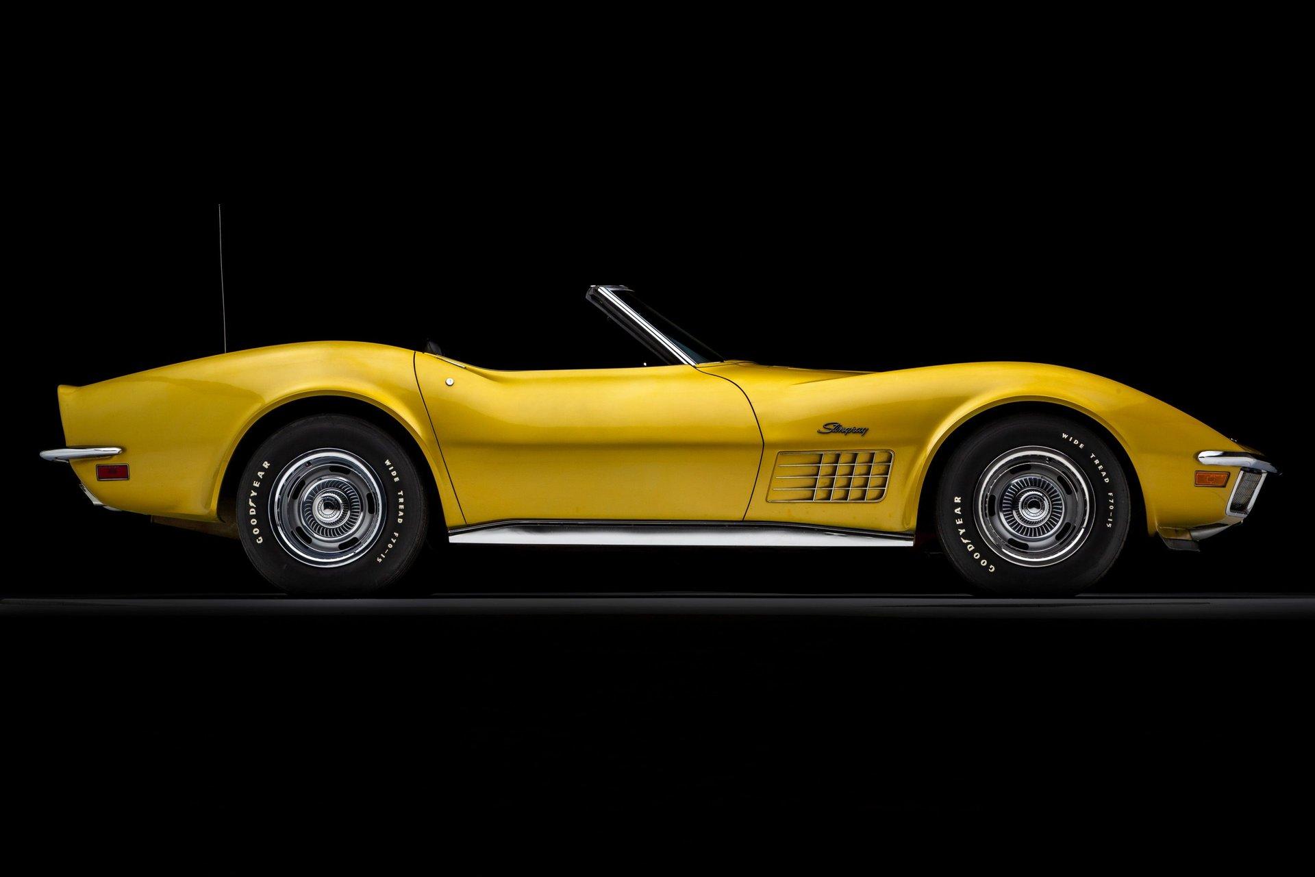 1972 Chevrolet Corvette 38