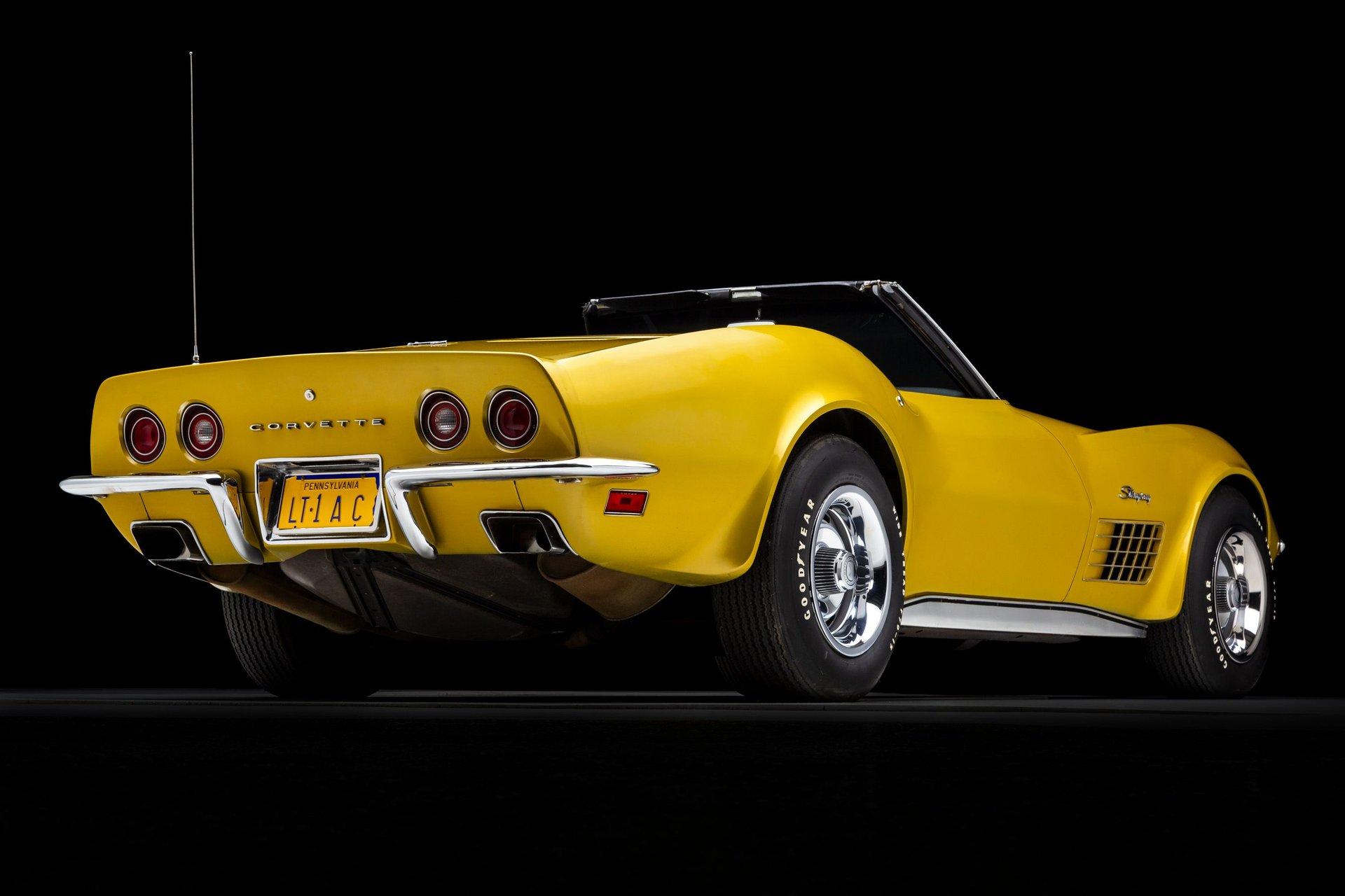 1972 Chevrolet Corvette 39