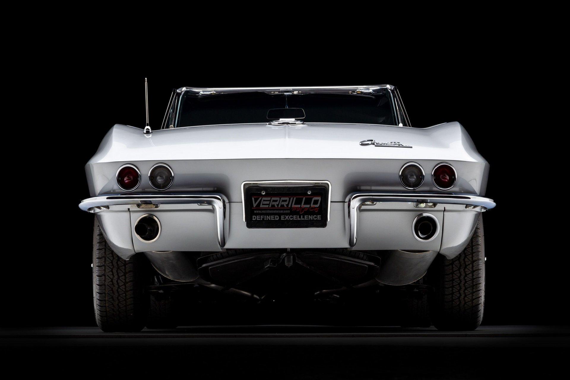 1965 Chevrolet Corvette 16