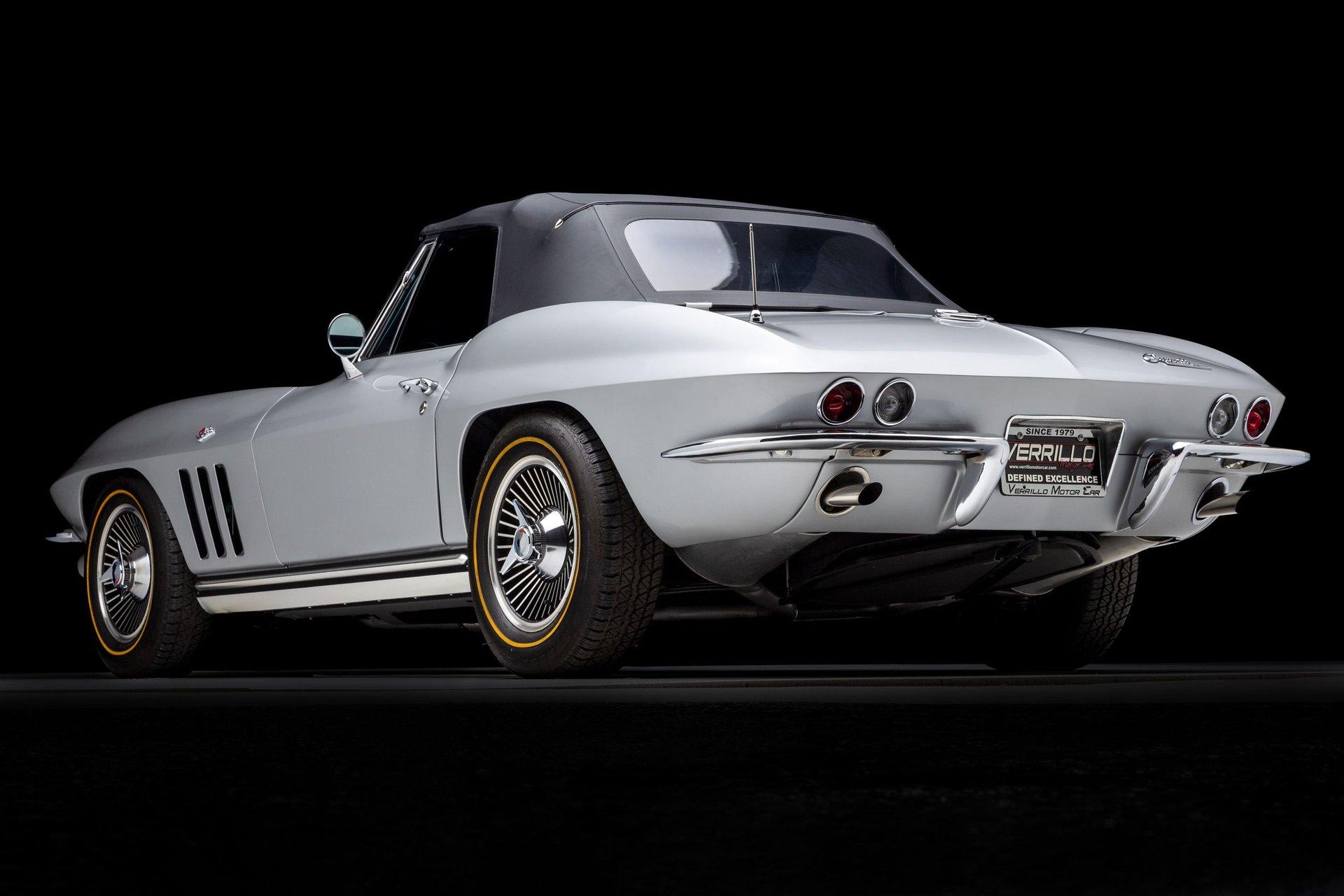 1965 Chevrolet Corvette 17
