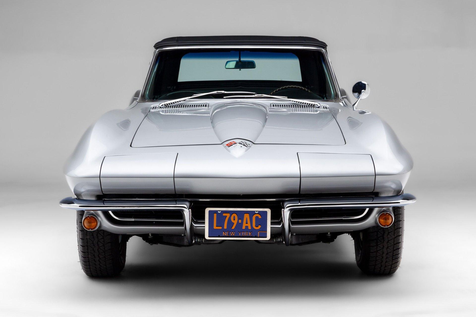 1965 Chevrolet Corvette 28