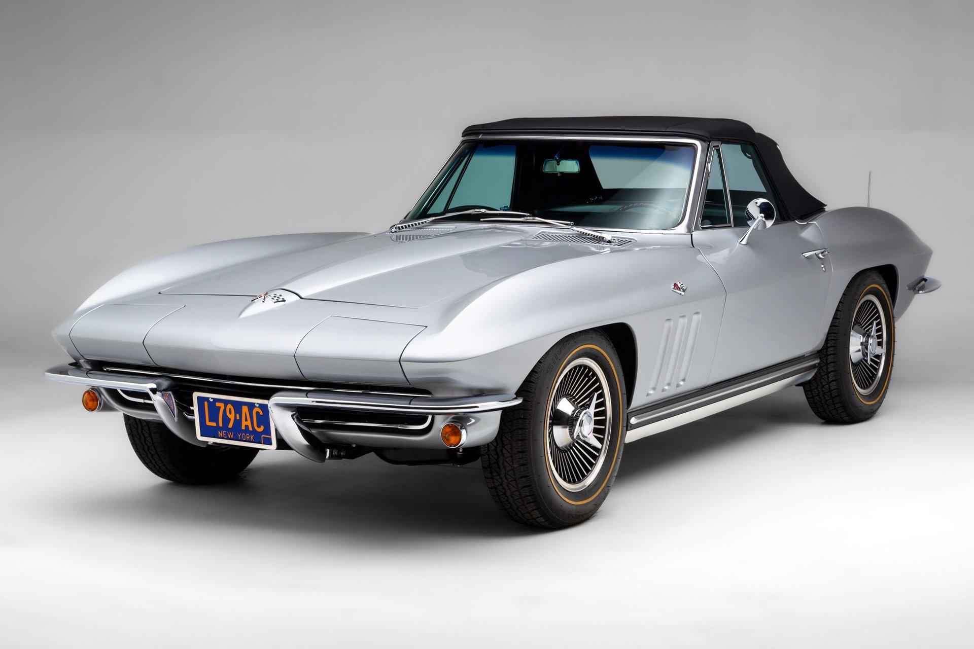 1965 Chevrolet Corvette 2