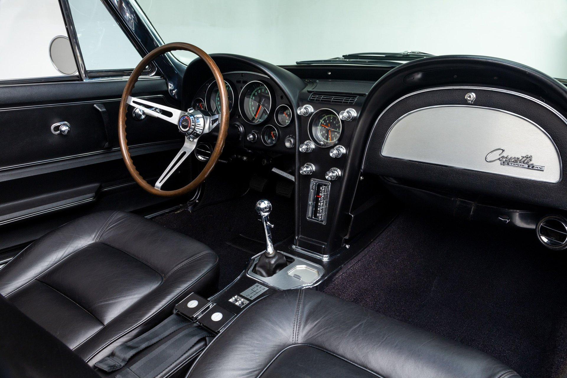 1965 Chevrolet Corvette 45