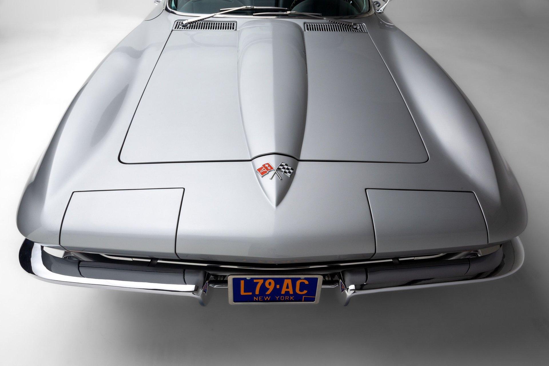 1965 Chevrolet Corvette 51