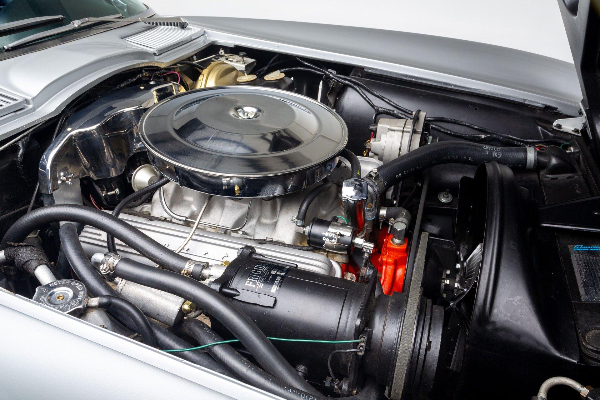 1965 Chevrolet Corvette 9