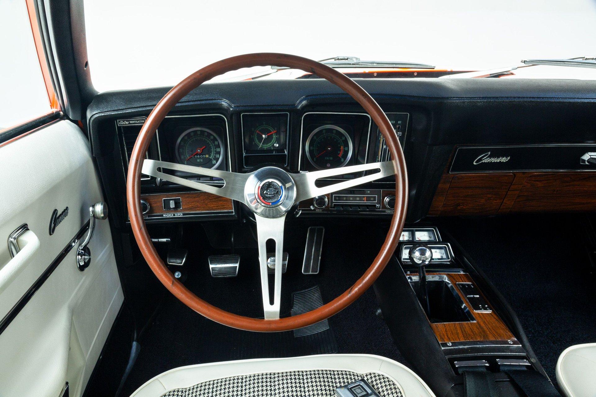 1969 Chevrolet Camaro 26
