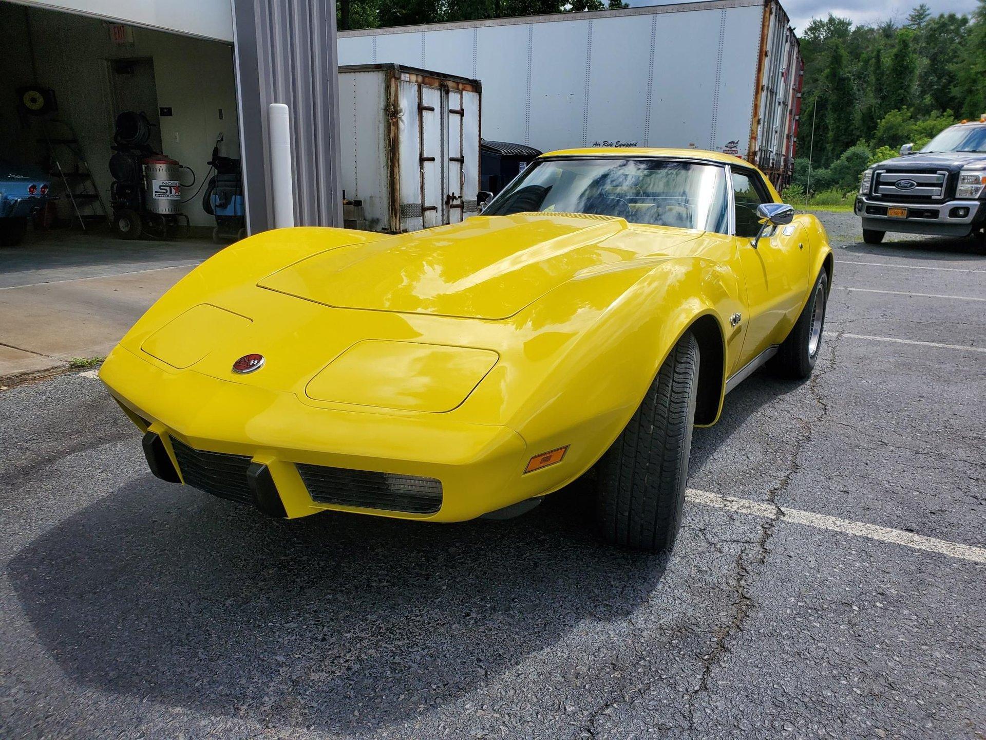 1975 Chevrolet Corvette 1