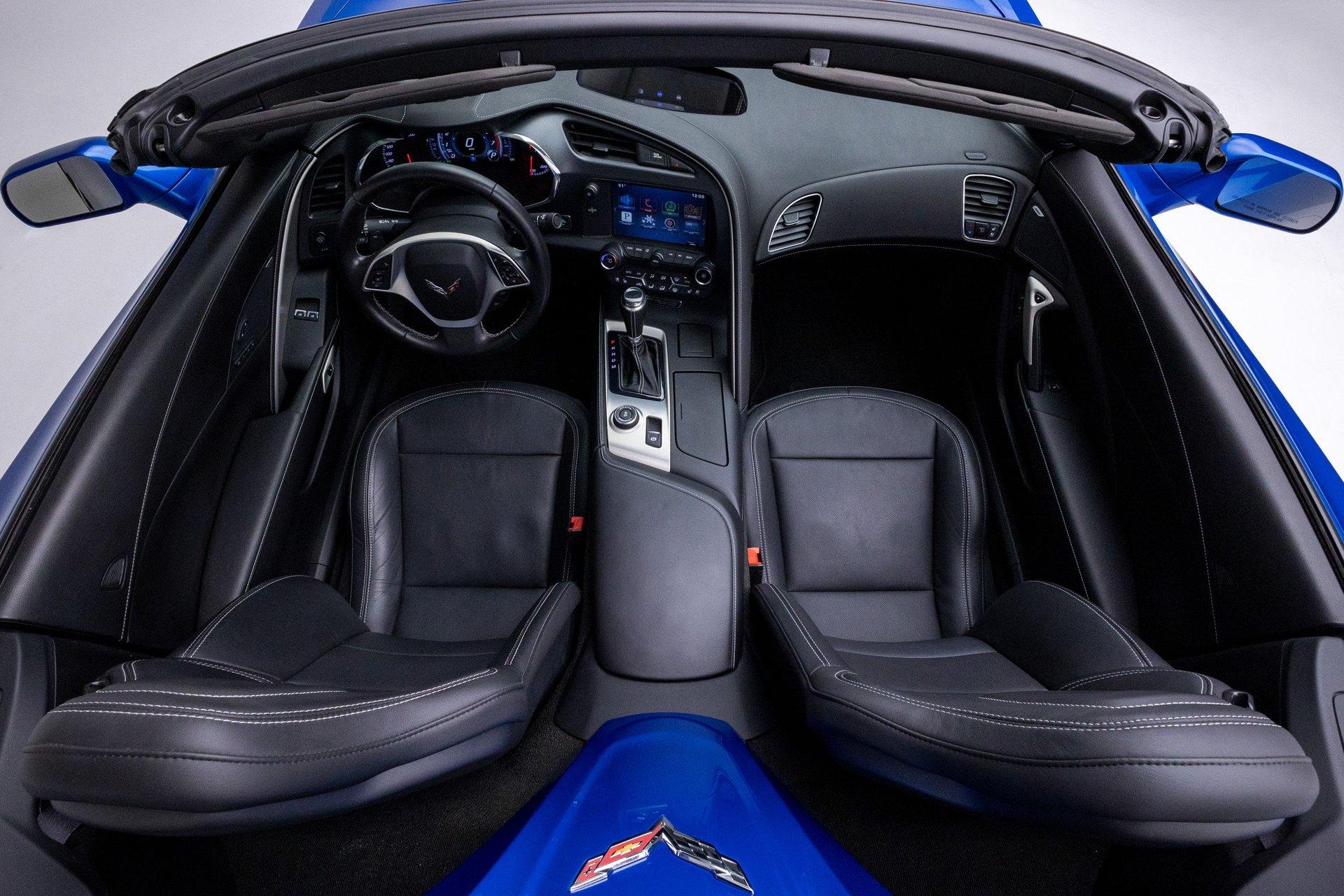 2015 Chevrolet Corvette 12