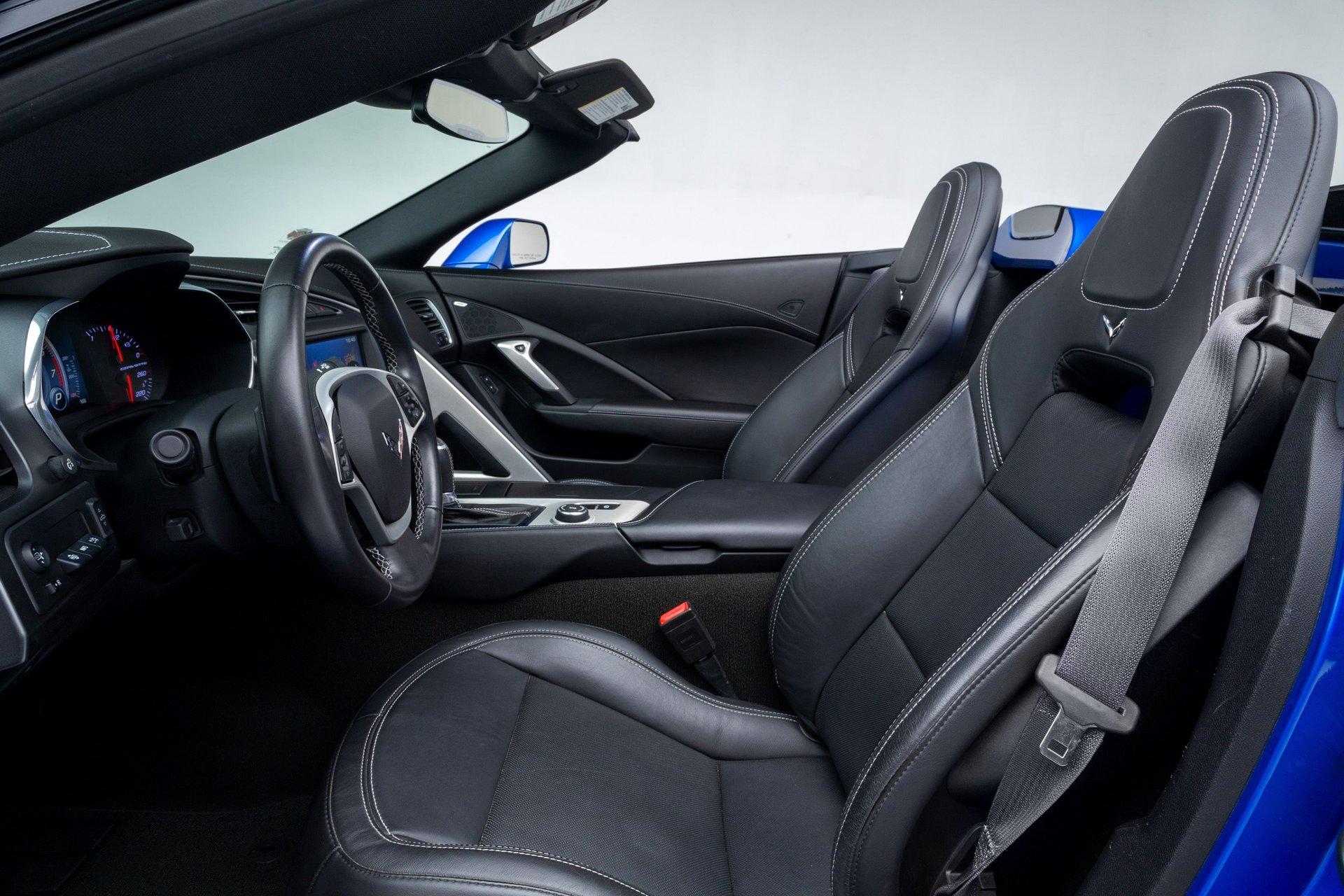 2015 Chevrolet Corvette 24