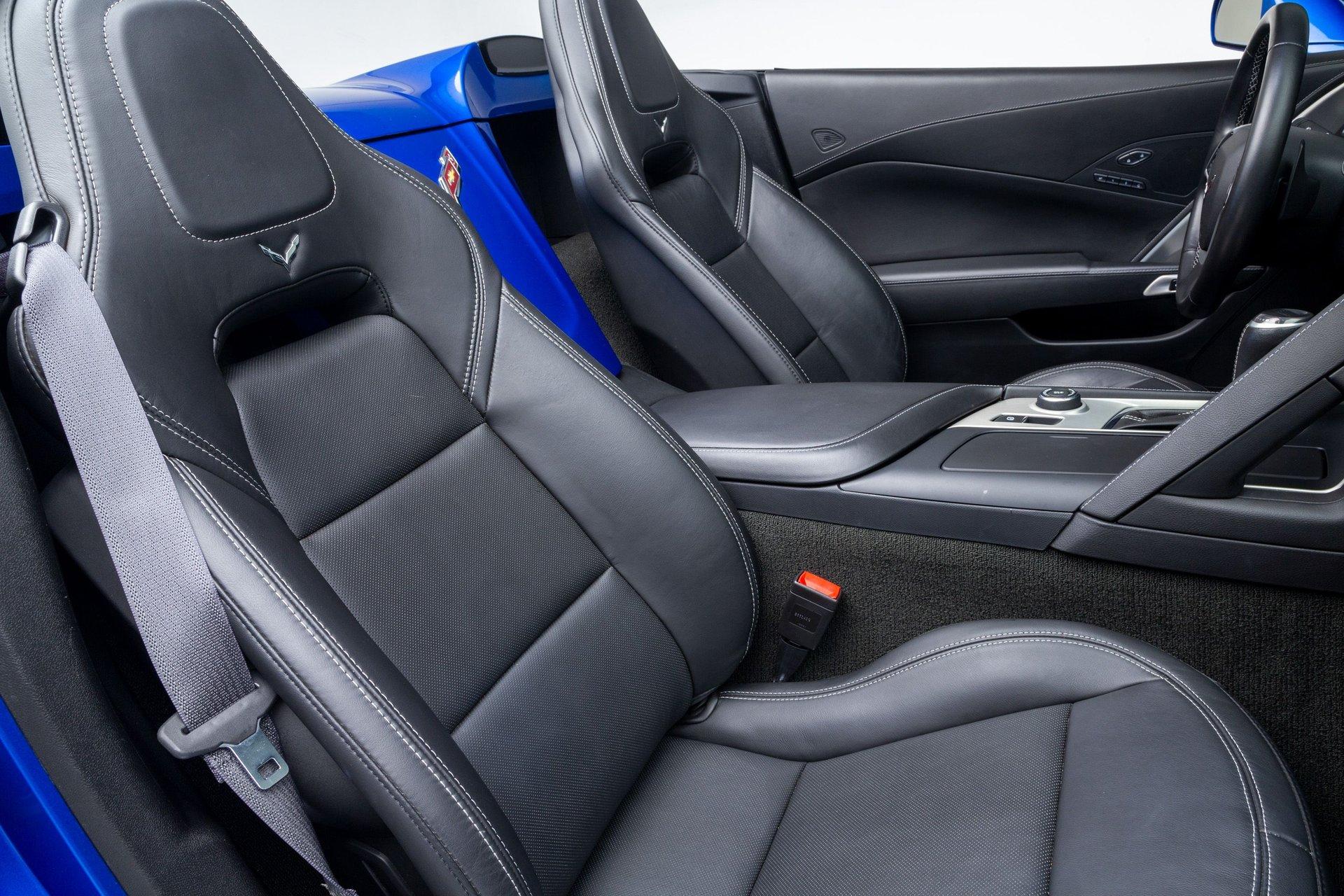 2015 Chevrolet Corvette 32