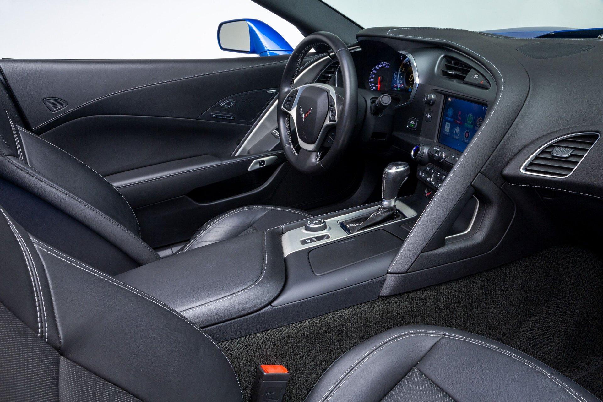 2015 Chevrolet Corvette 34