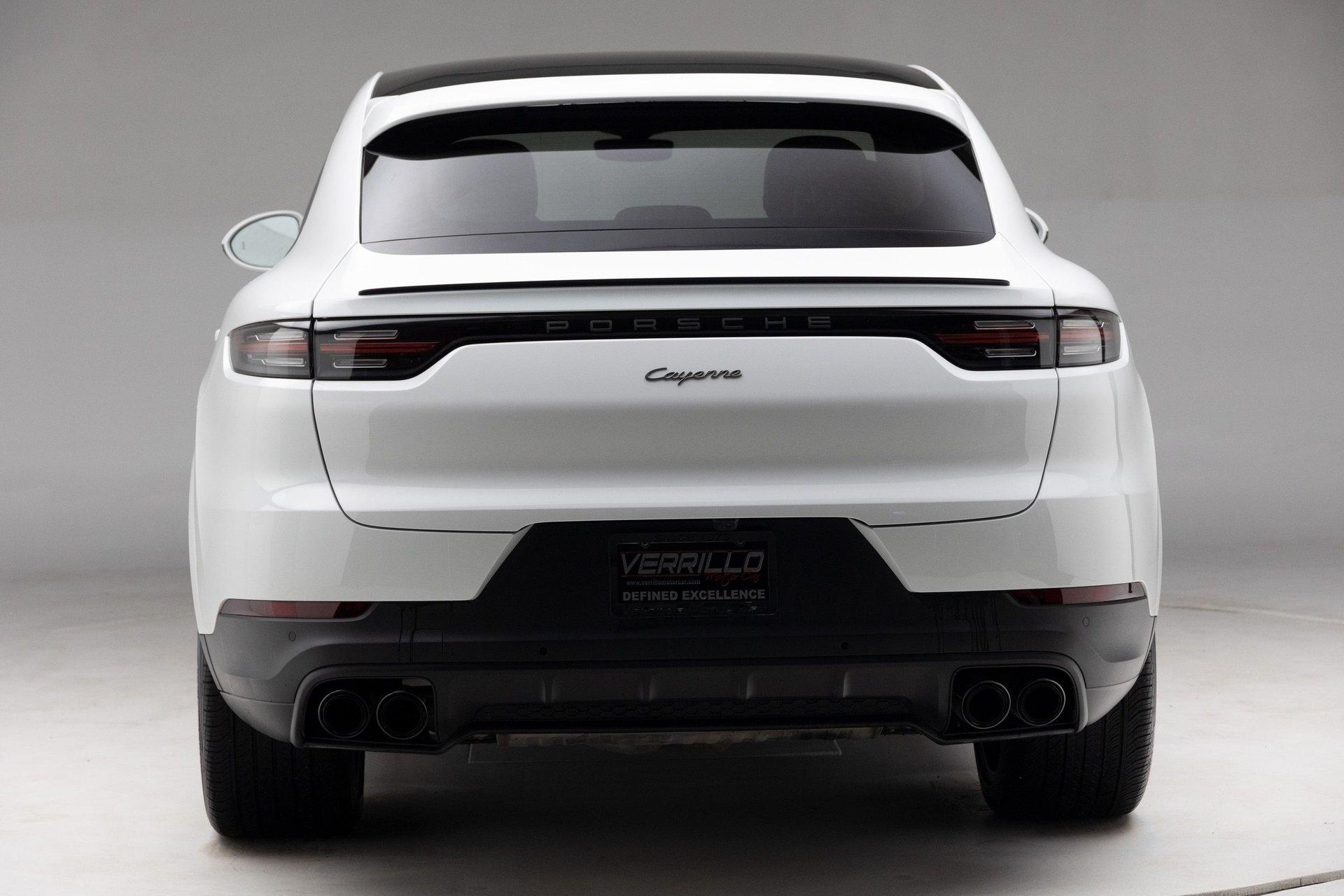 2022 Porsche Cayenne 12