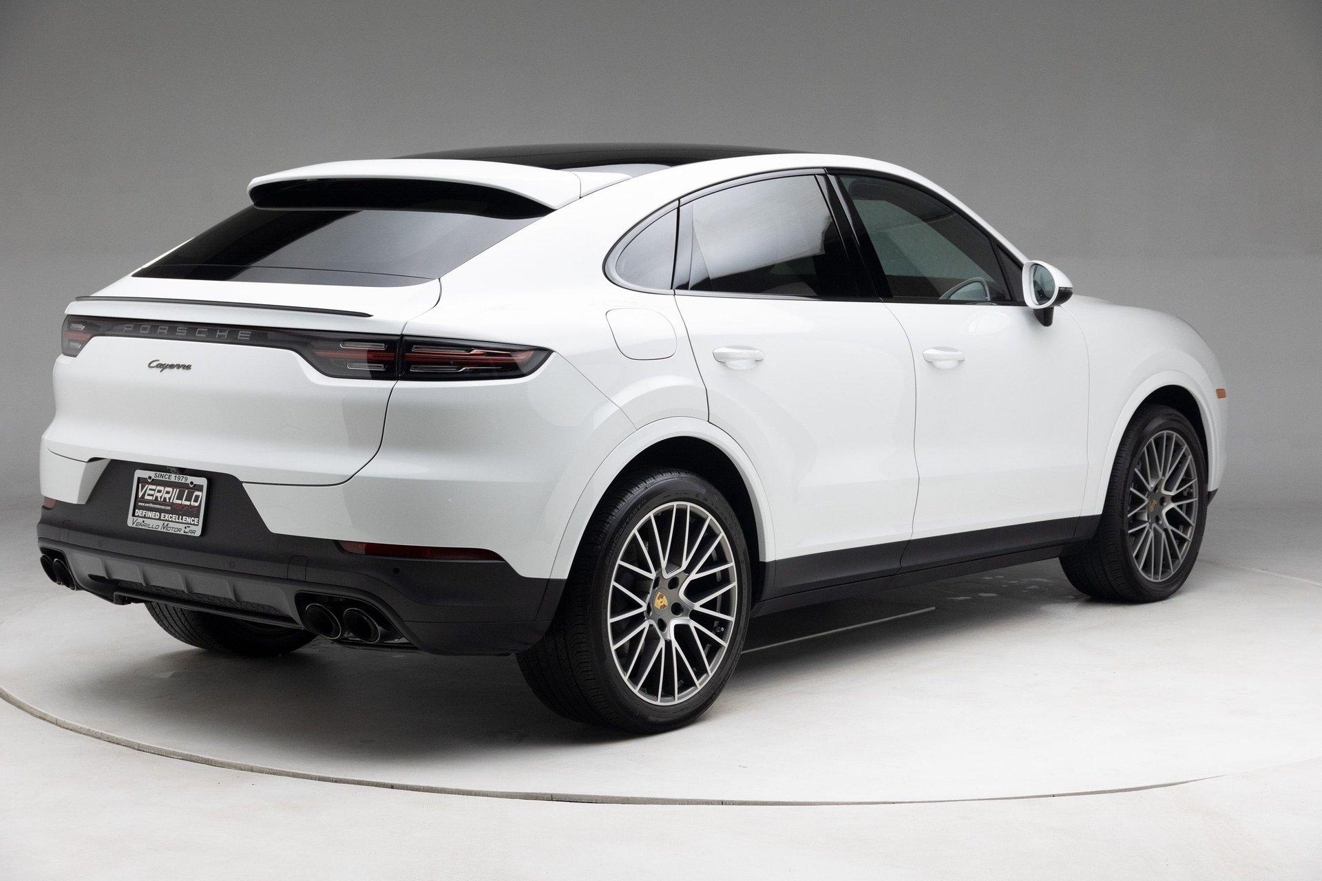 2022 Porsche Cayenne 13