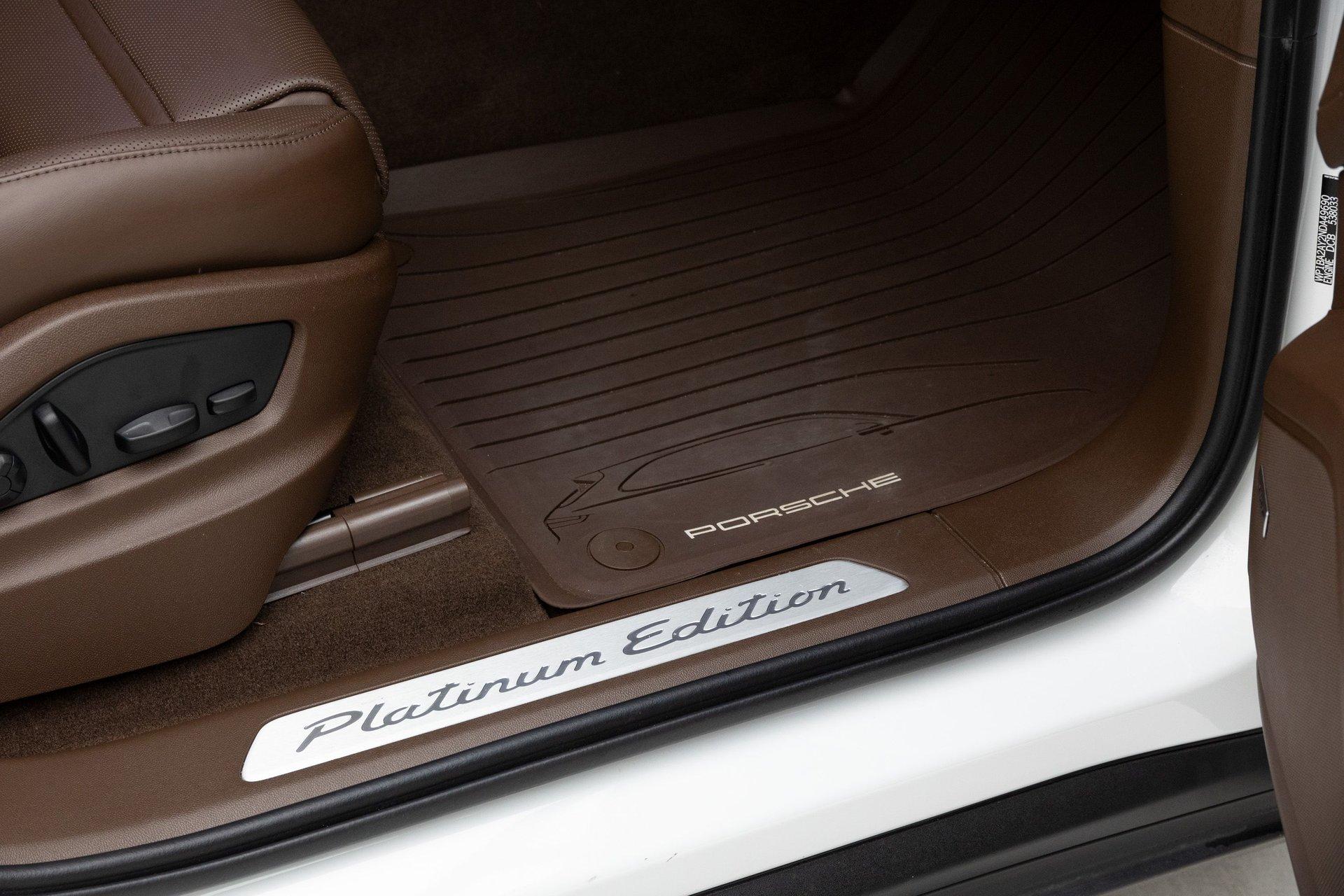 2022 Porsche Cayenne 29