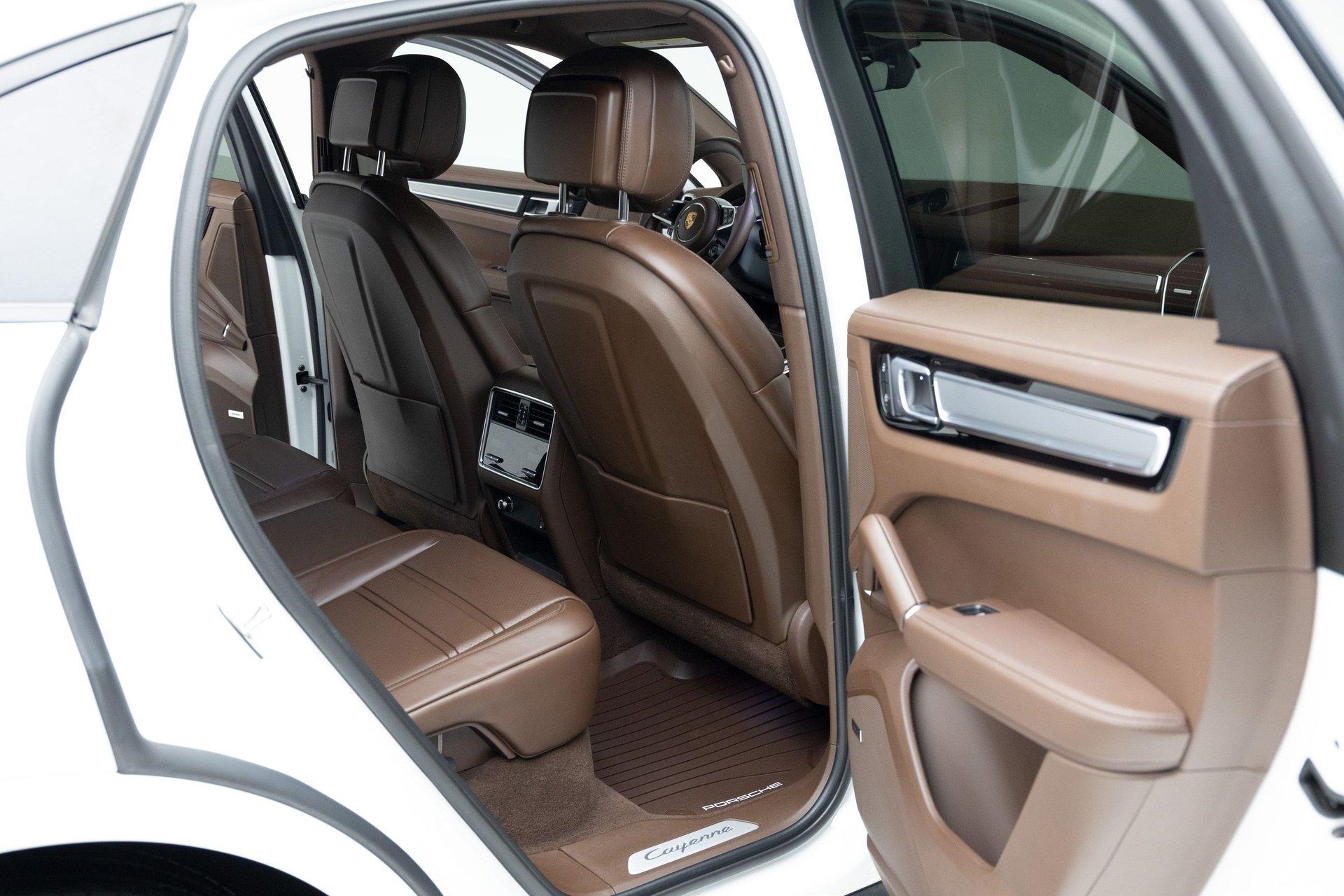 2022 Porsche Cayenne 35