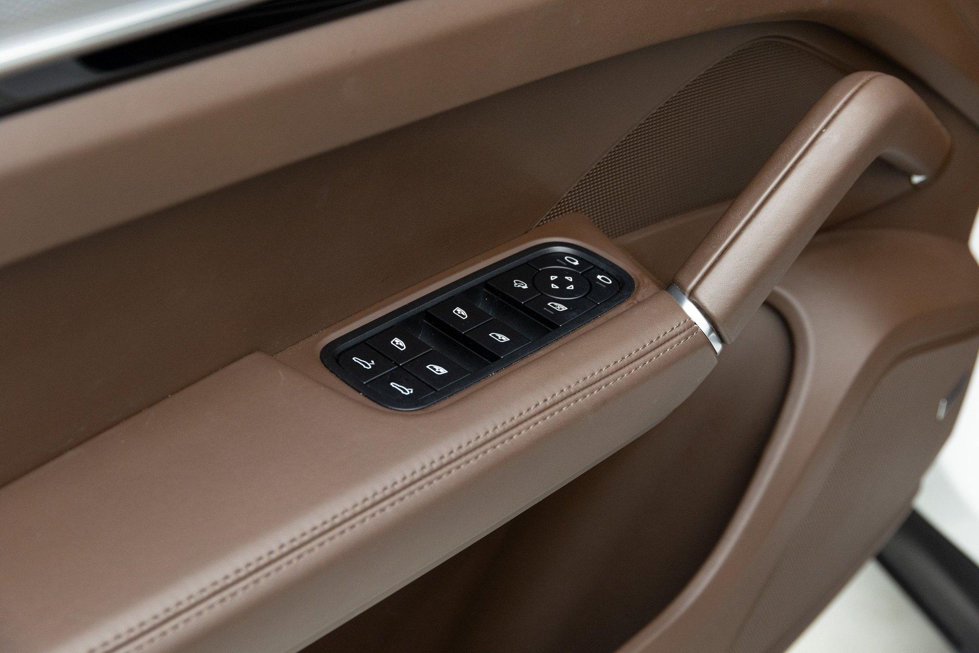 2022 Porsche Cayenne 50