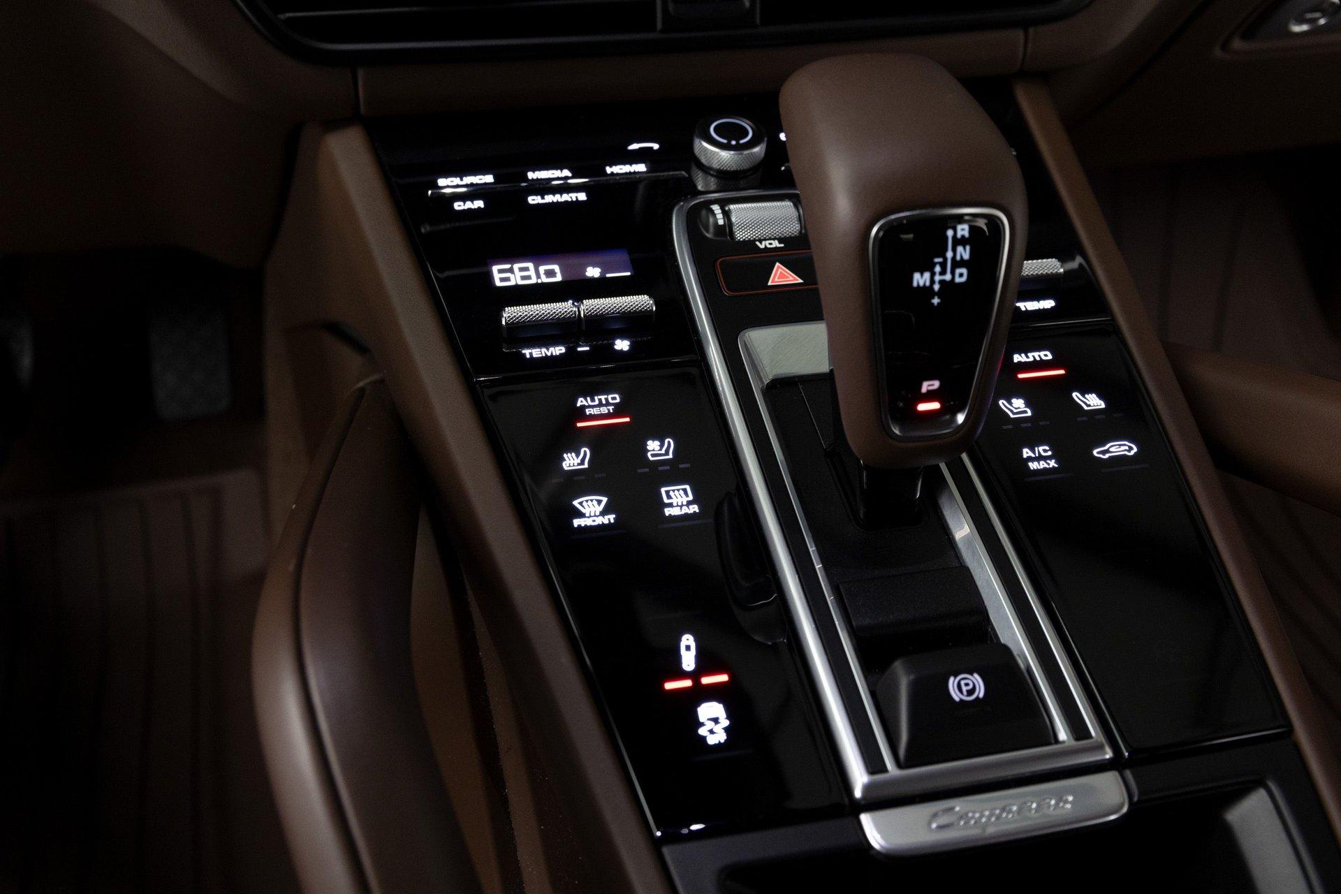 2022 Porsche Cayenne 56
