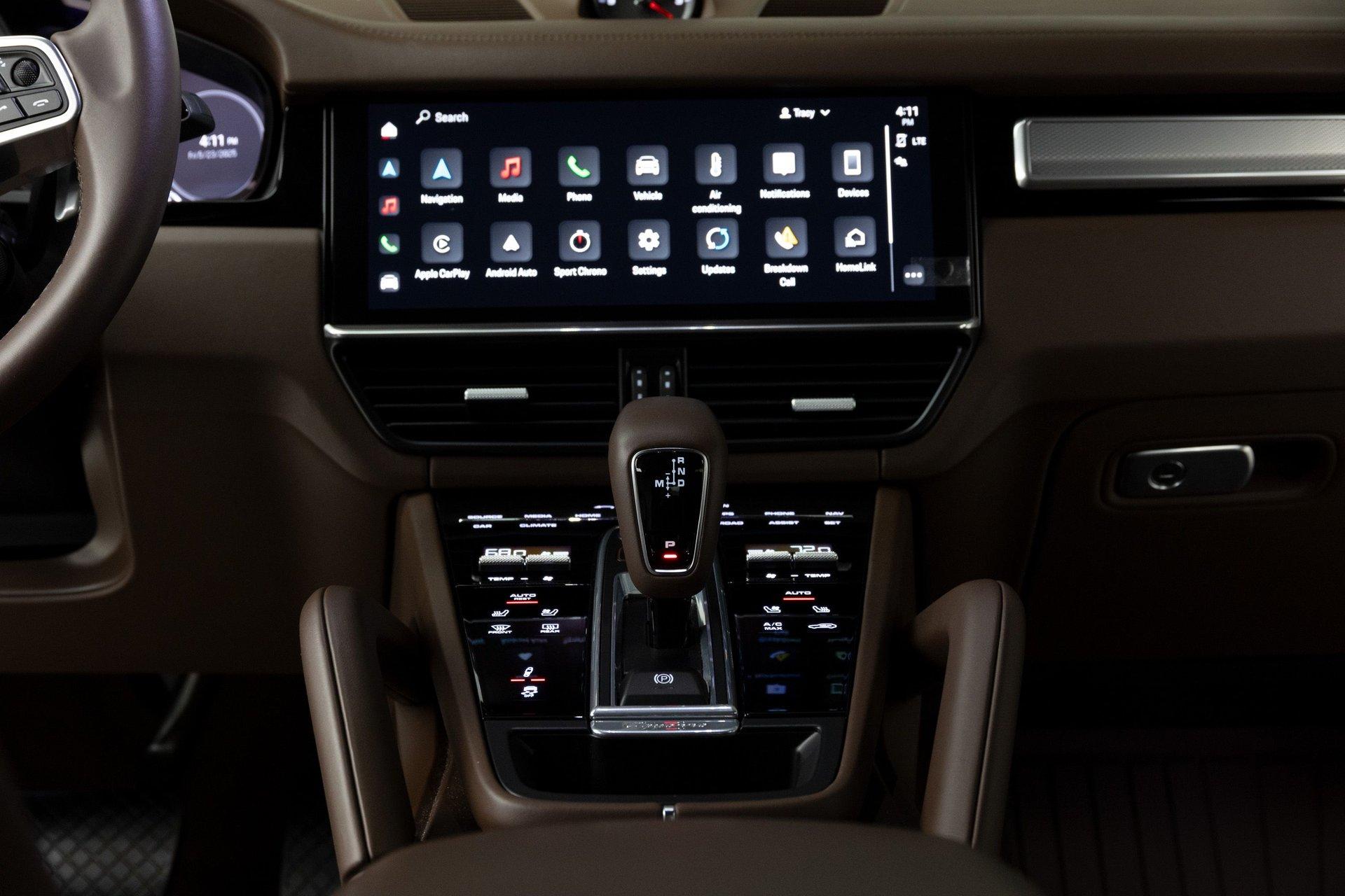 2022 Porsche Cayenne 68