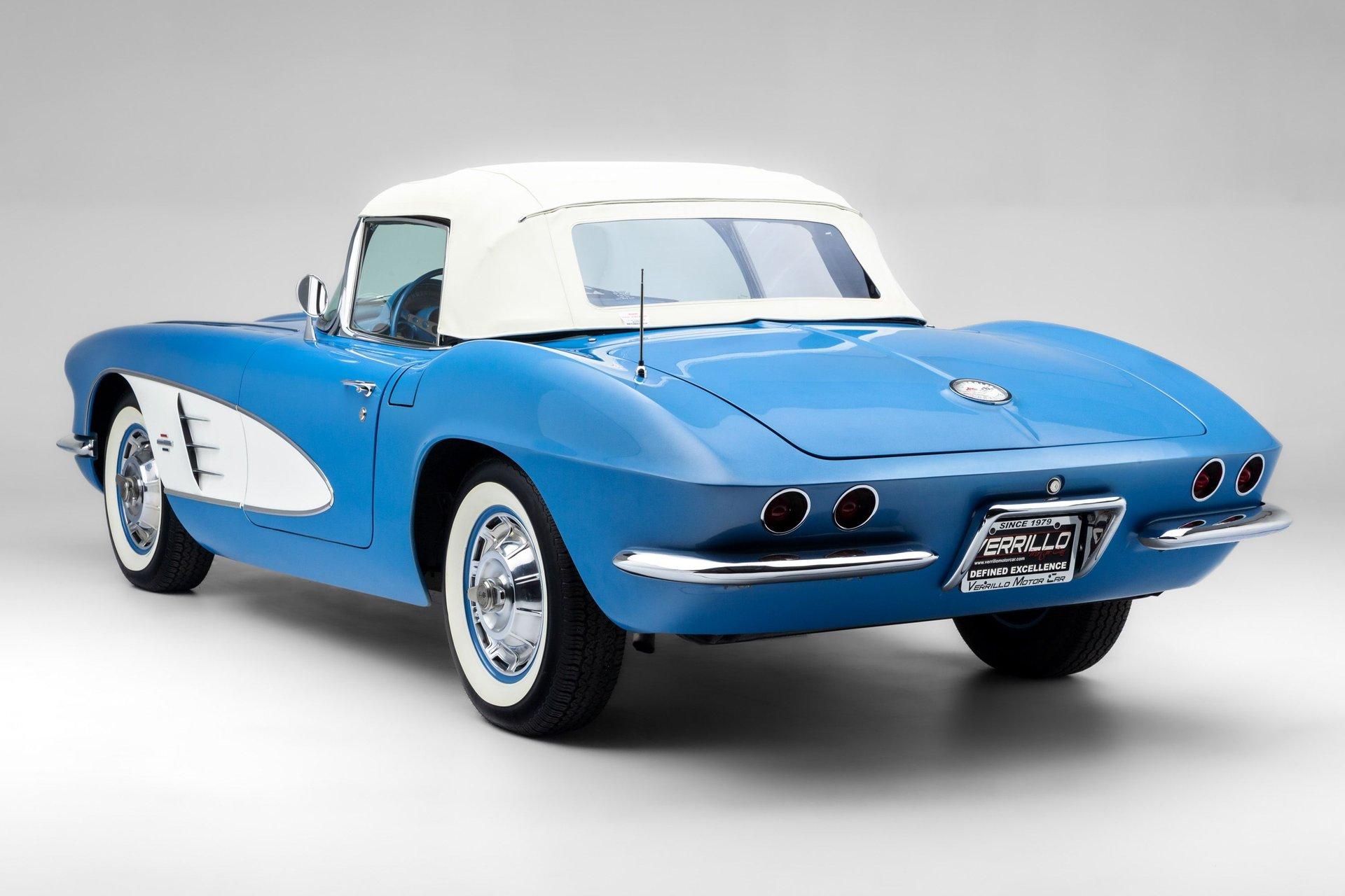 1961 Chevrolet Corvette 13