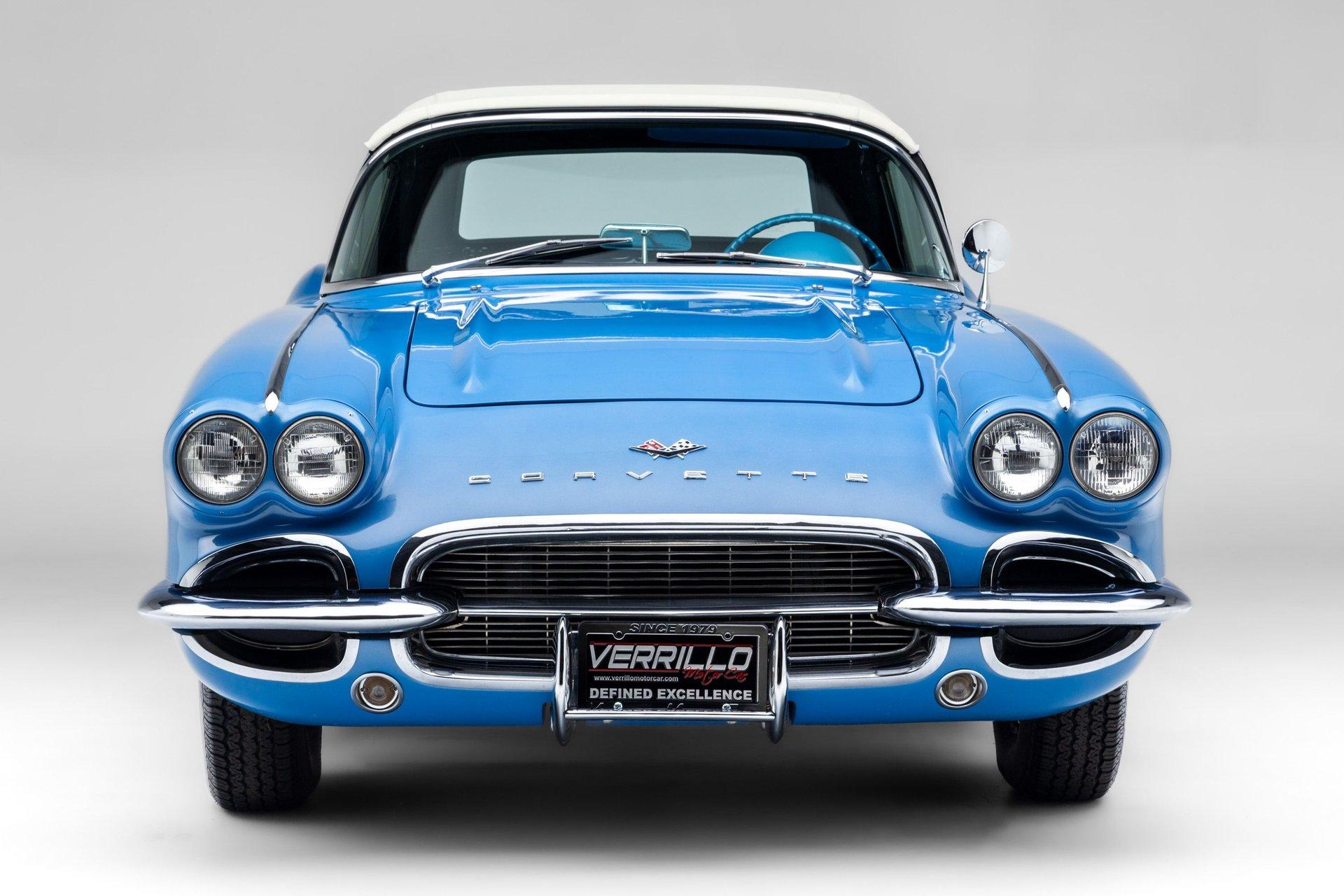 1961 Chevrolet Corvette 31