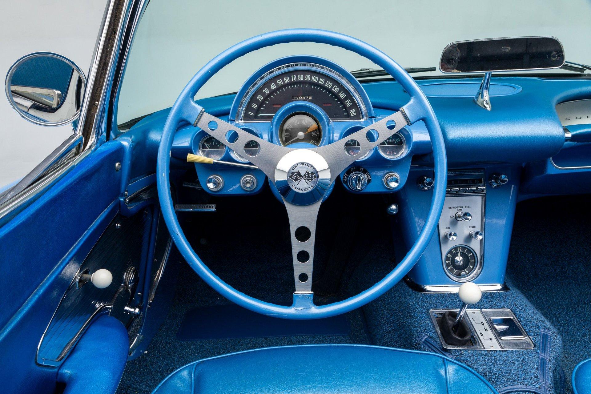 1961 Chevrolet Corvette 47