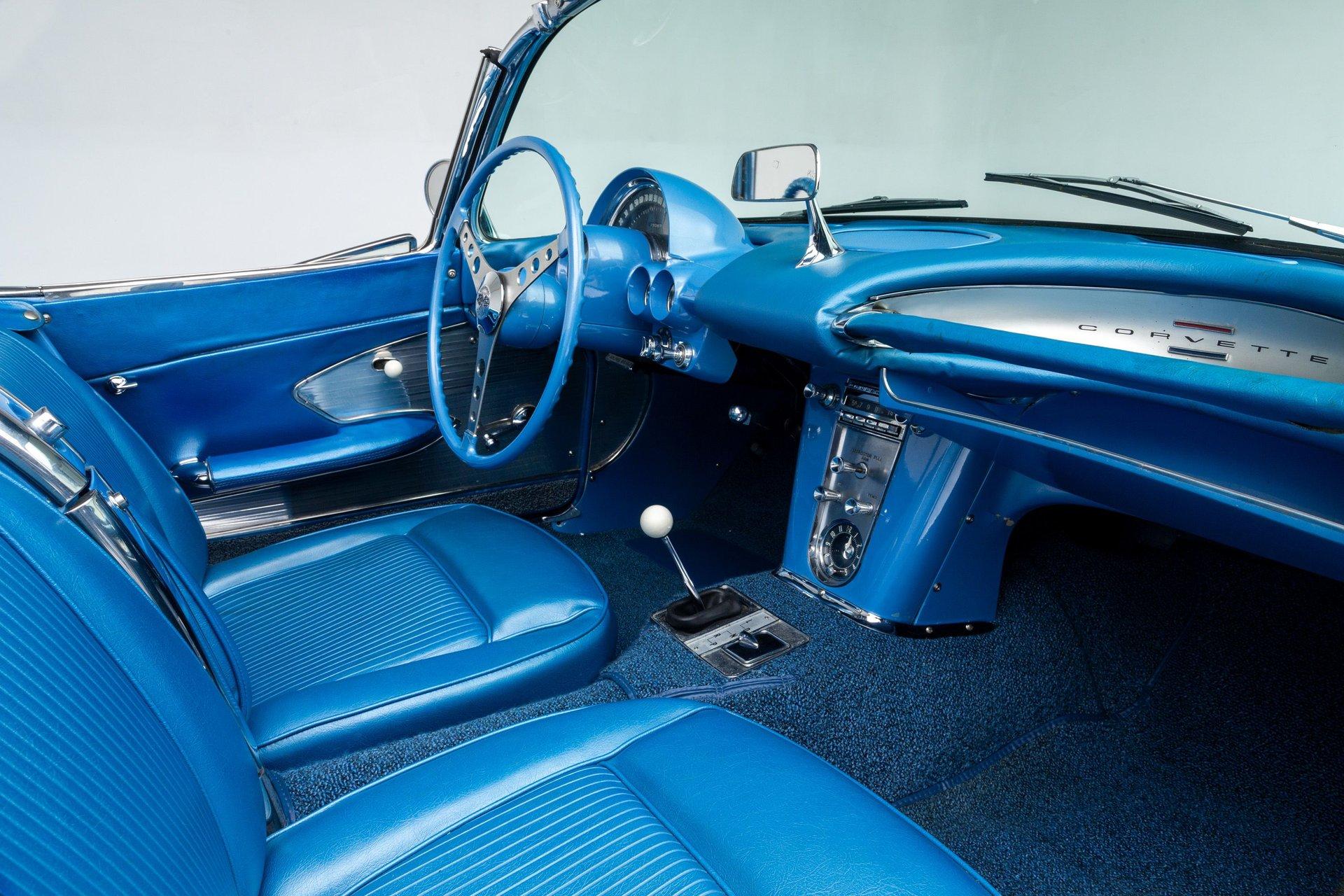 1961 Chevrolet Corvette 51