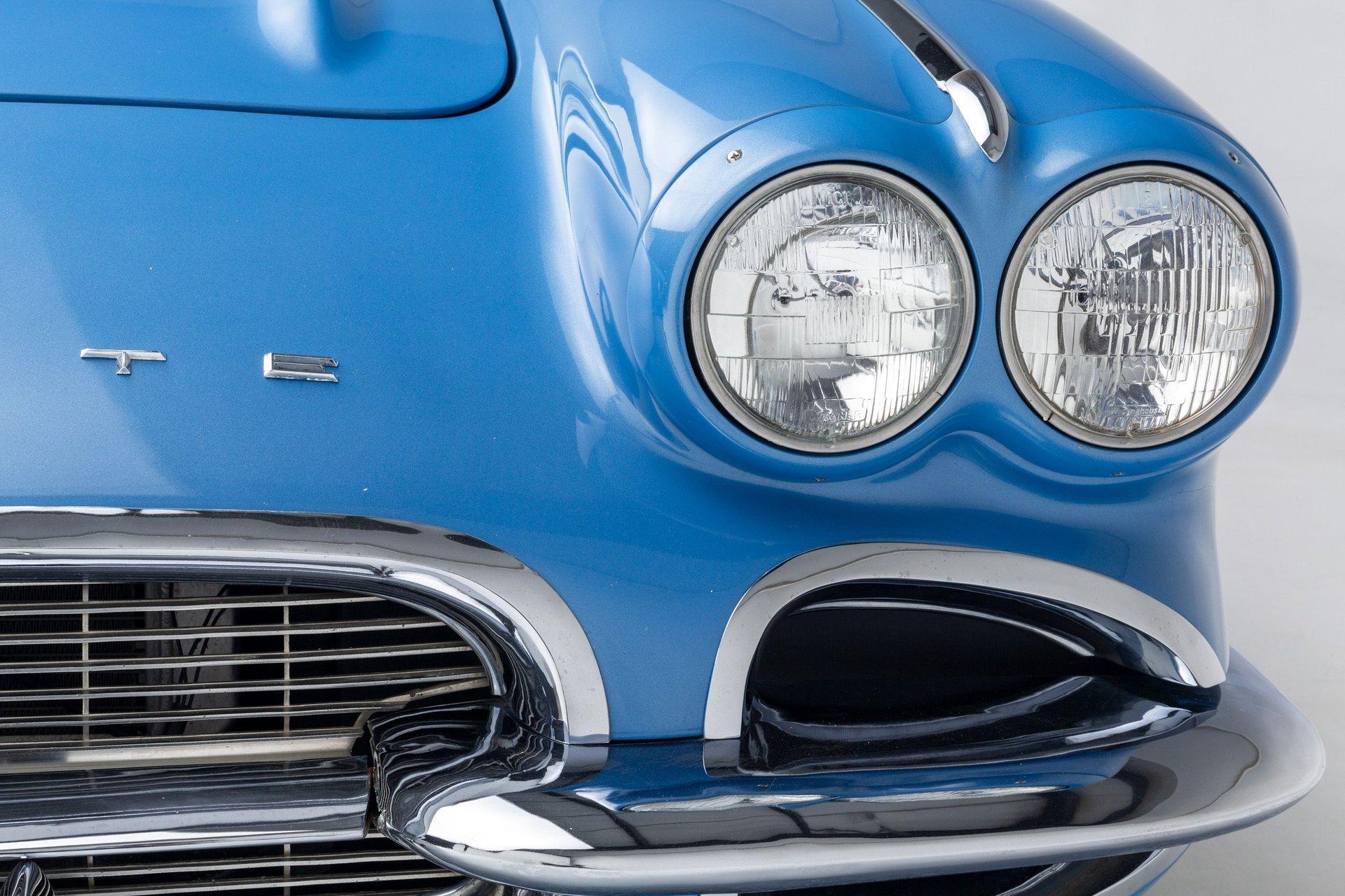 1961 Chevrolet Corvette 59