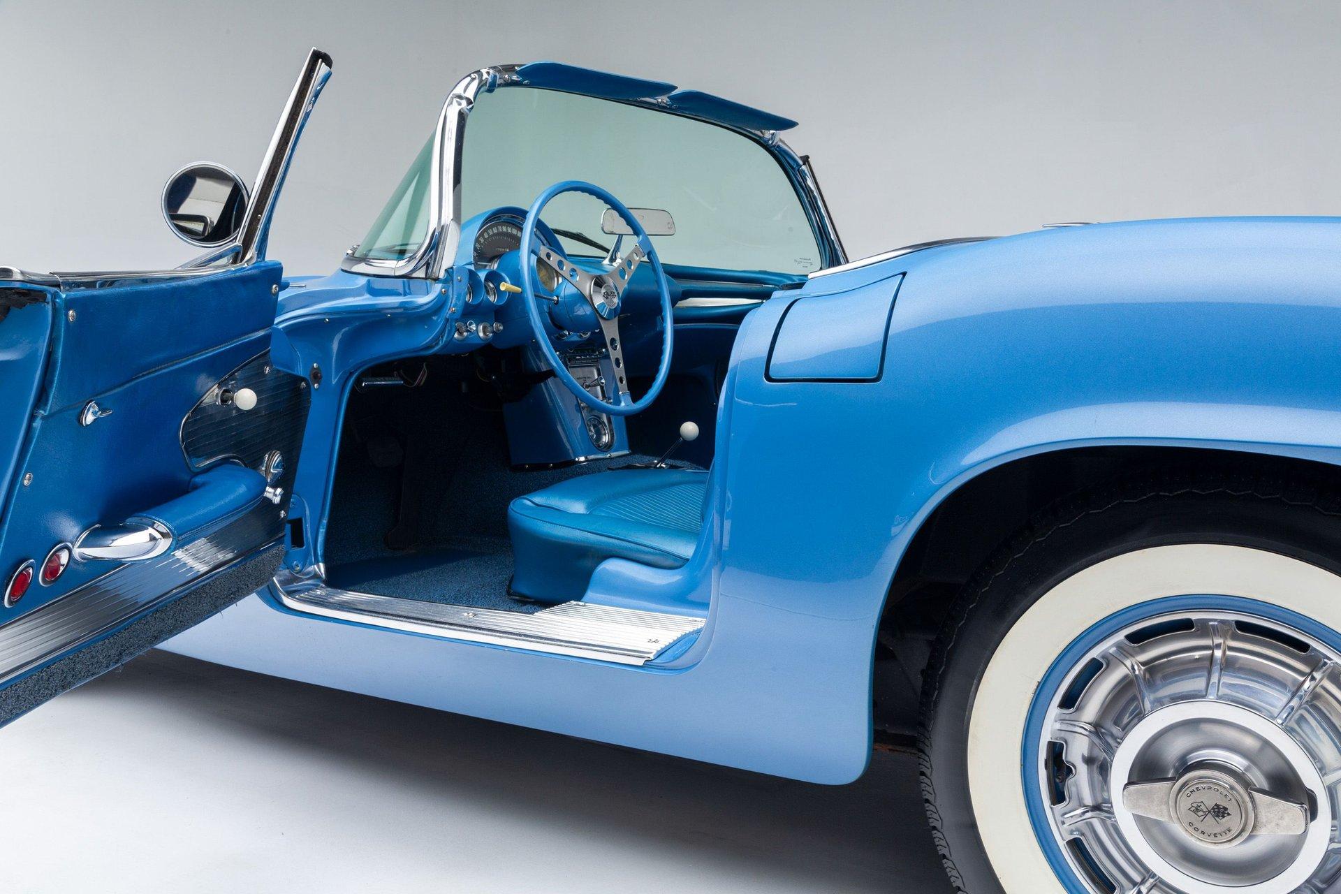 1961 Chevrolet Corvette 7