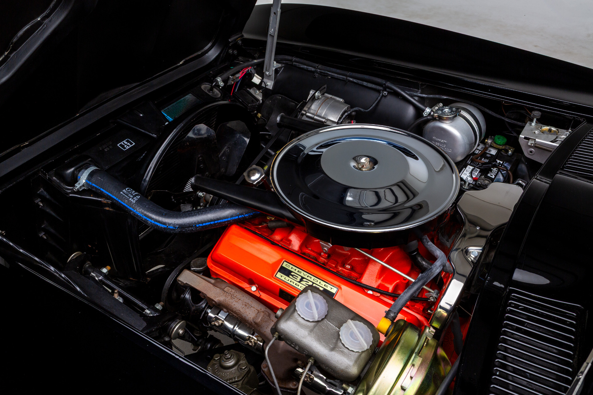 1965 Chevrolet Corvette 17