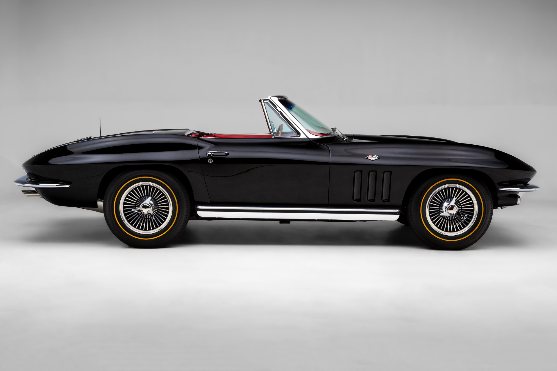 1965 Chevrolet Corvette 2