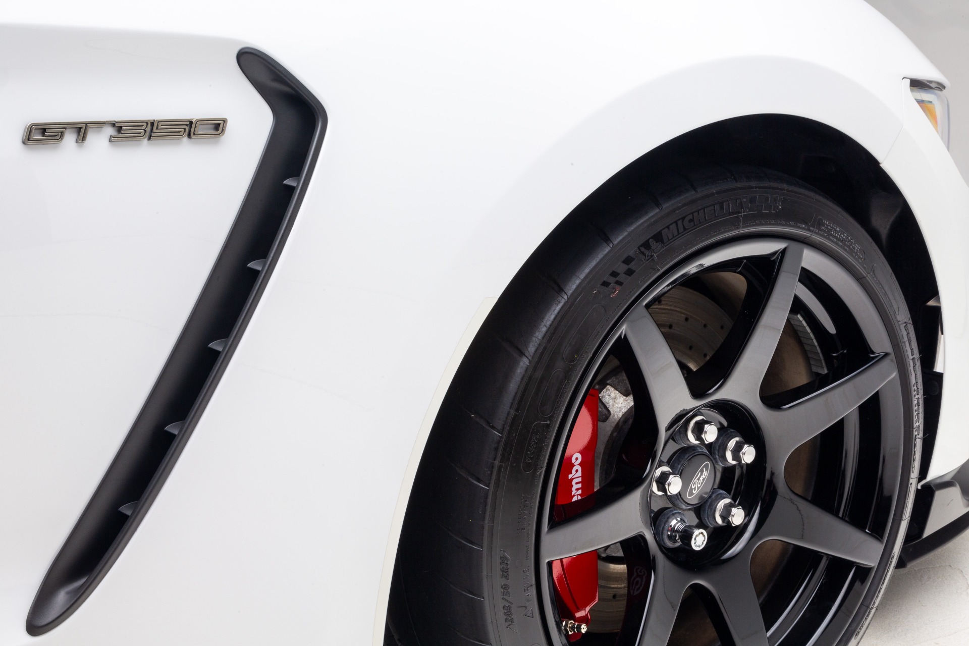 2018 Shelby Mustang GT350R 11