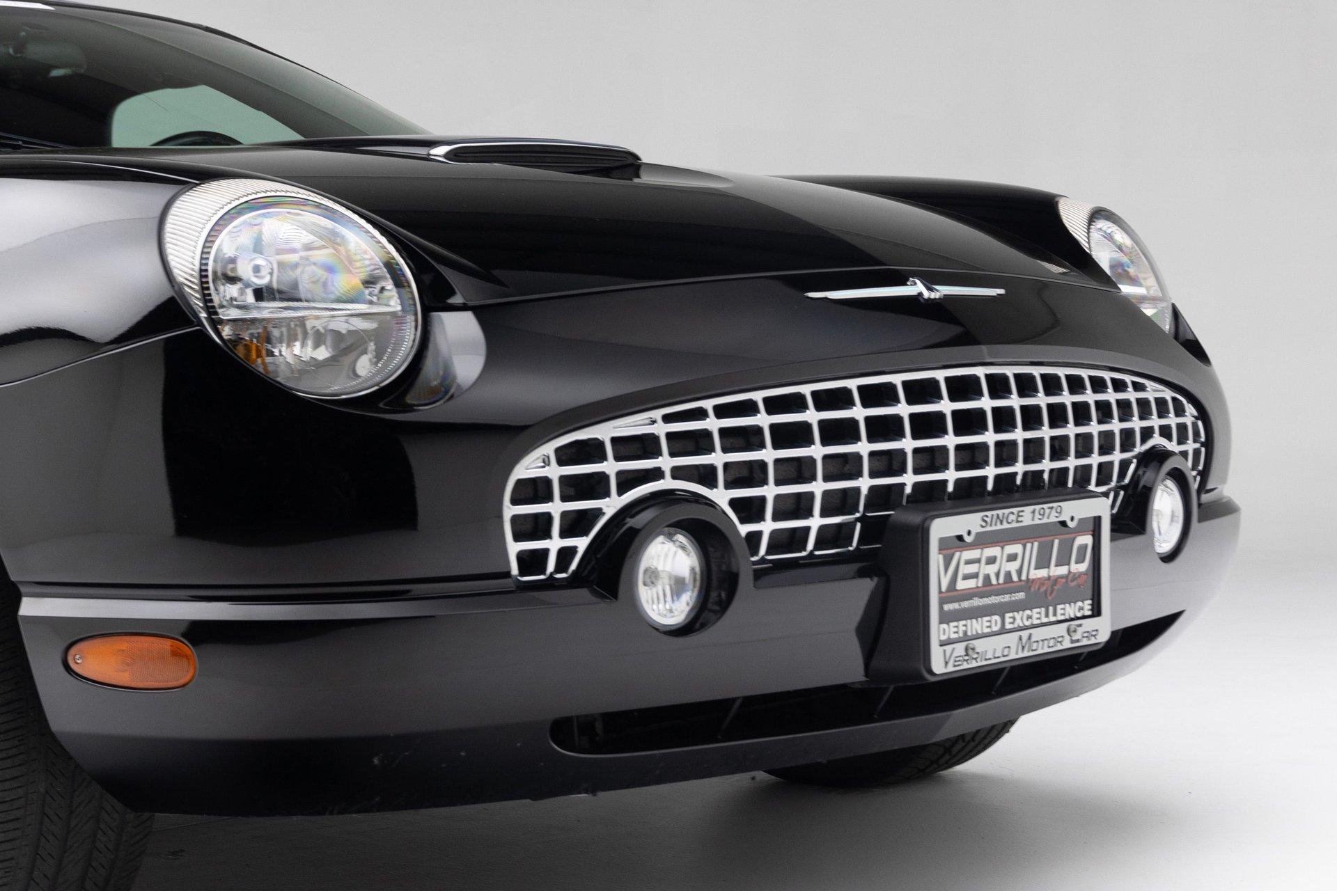 2002 Ford Thunderbird 18