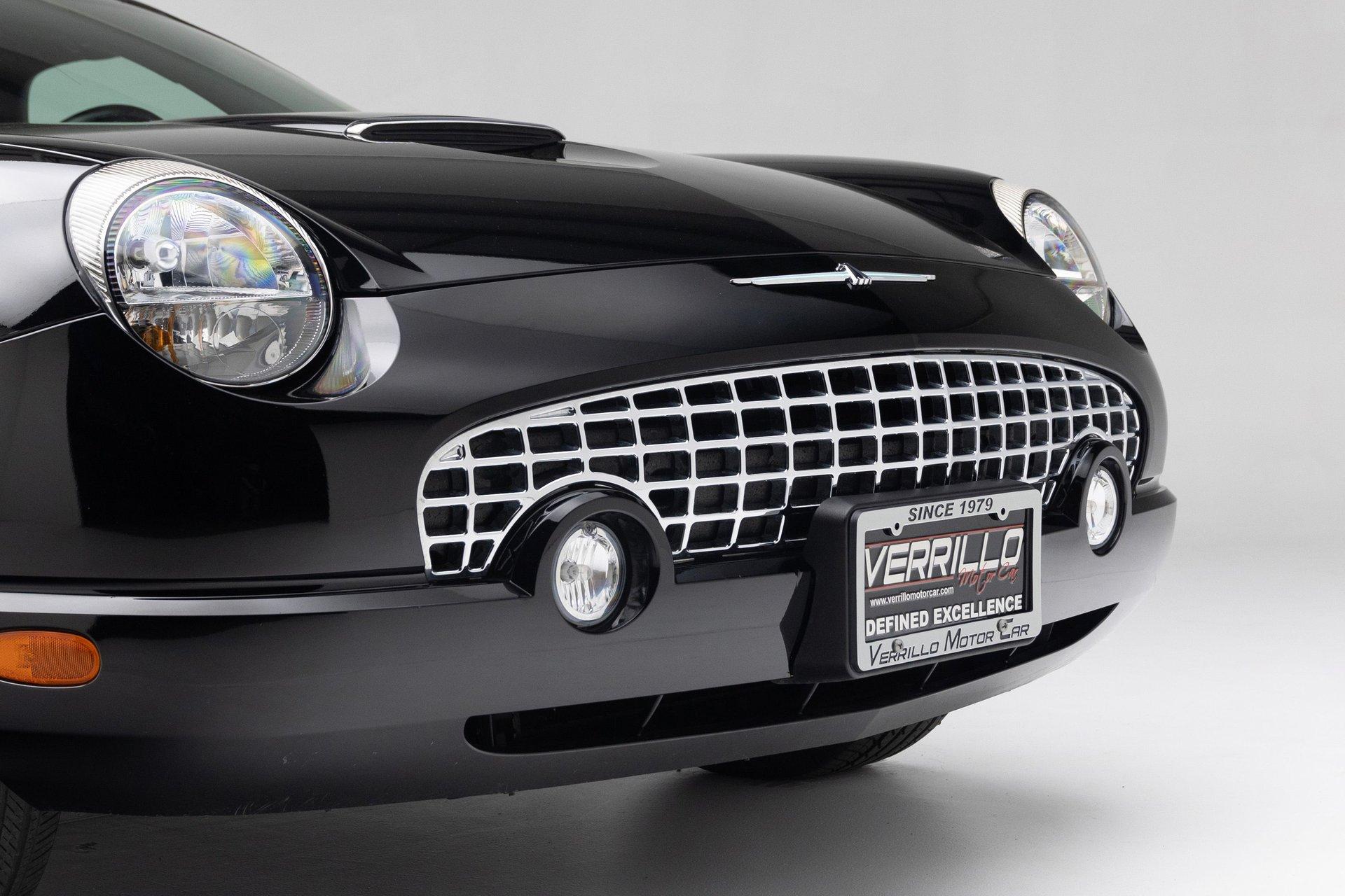 2002 Ford Thunderbird 19
