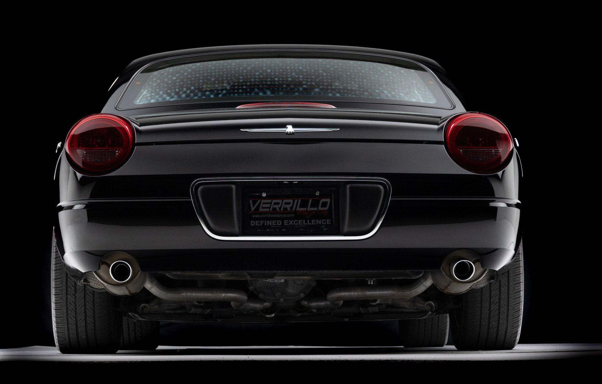2002 Ford Thunderbird 29