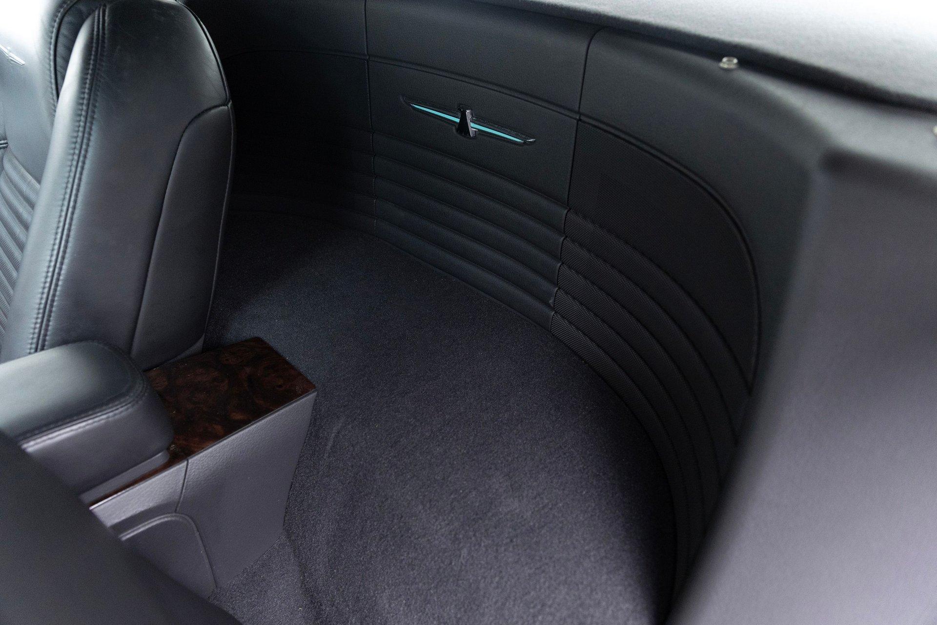 2002 Ford Thunderbird 37