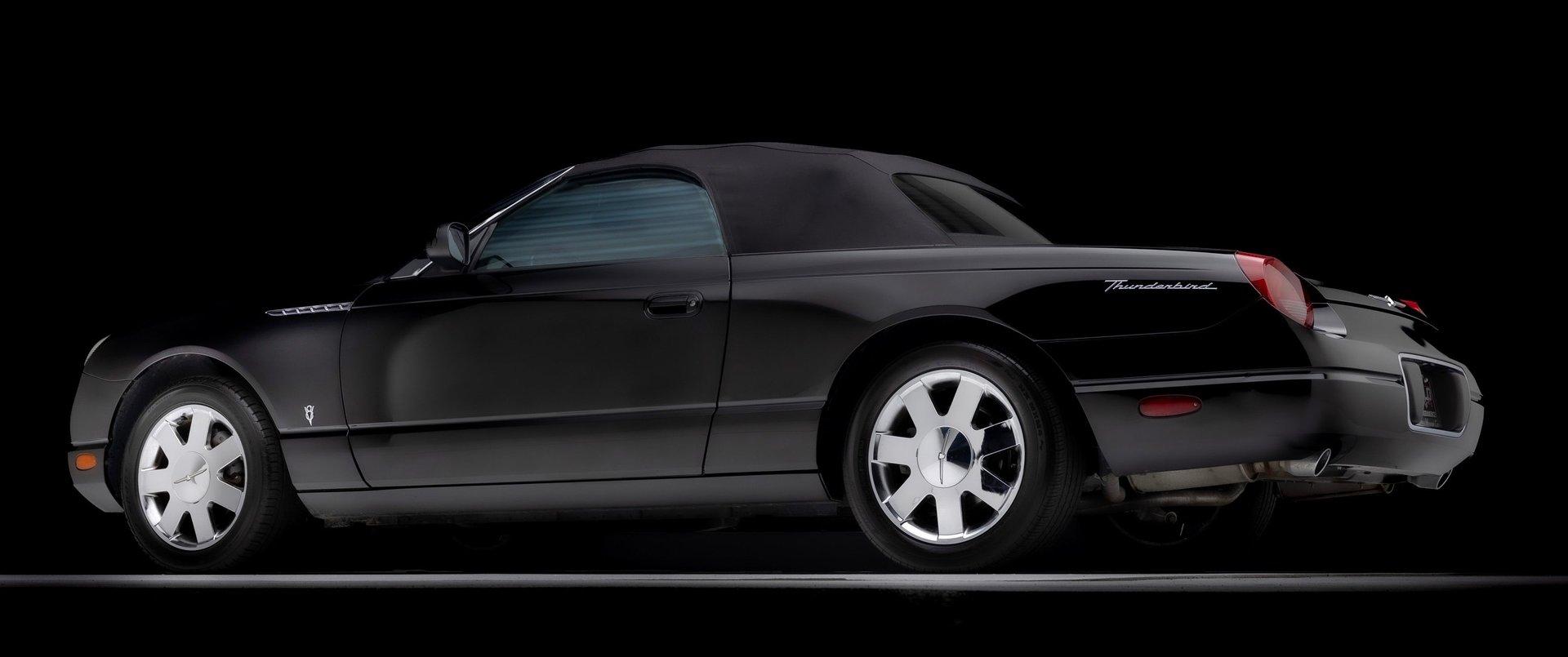 2002 Ford Thunderbird 3