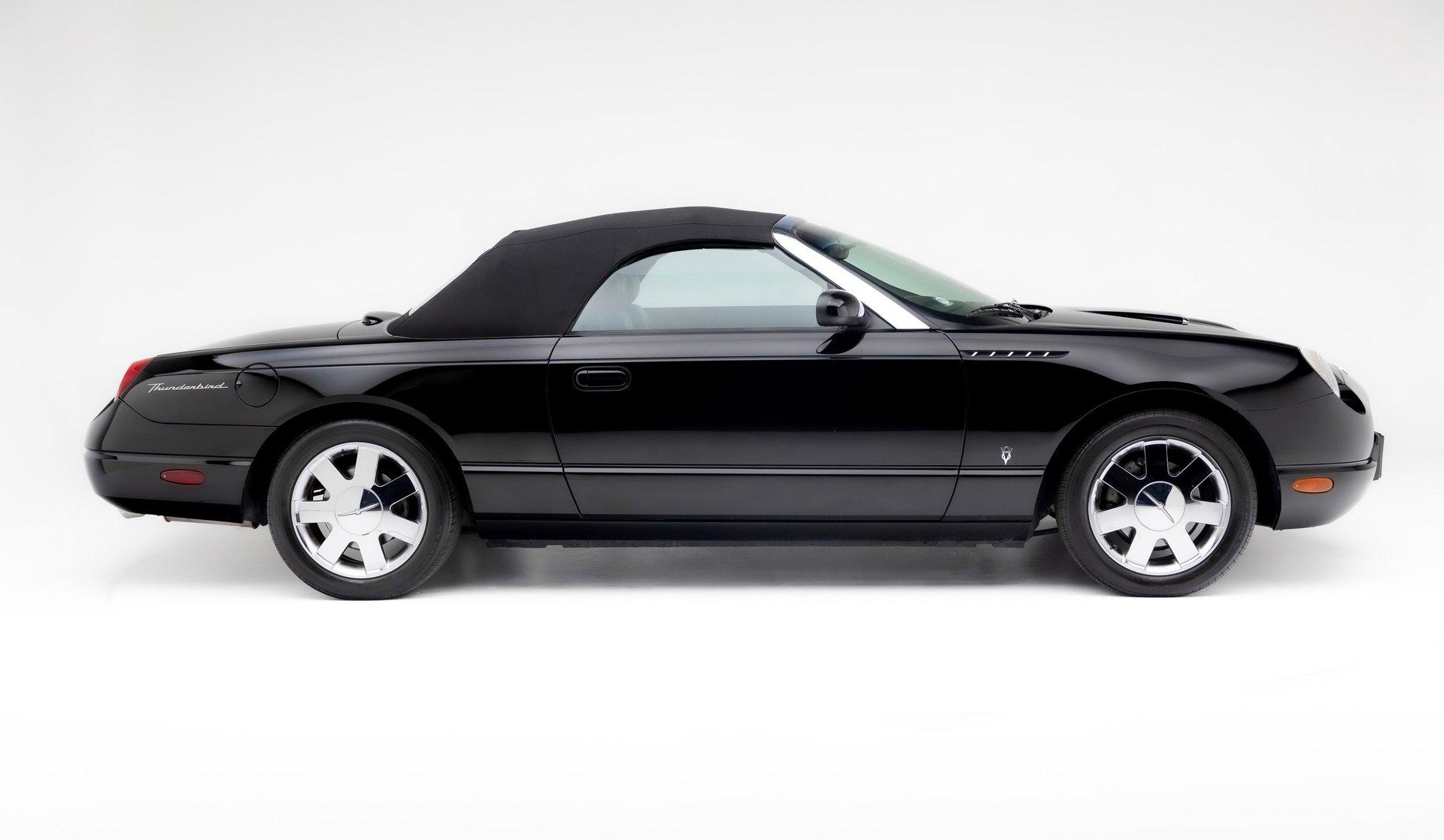 2002 Ford Thunderbird 73