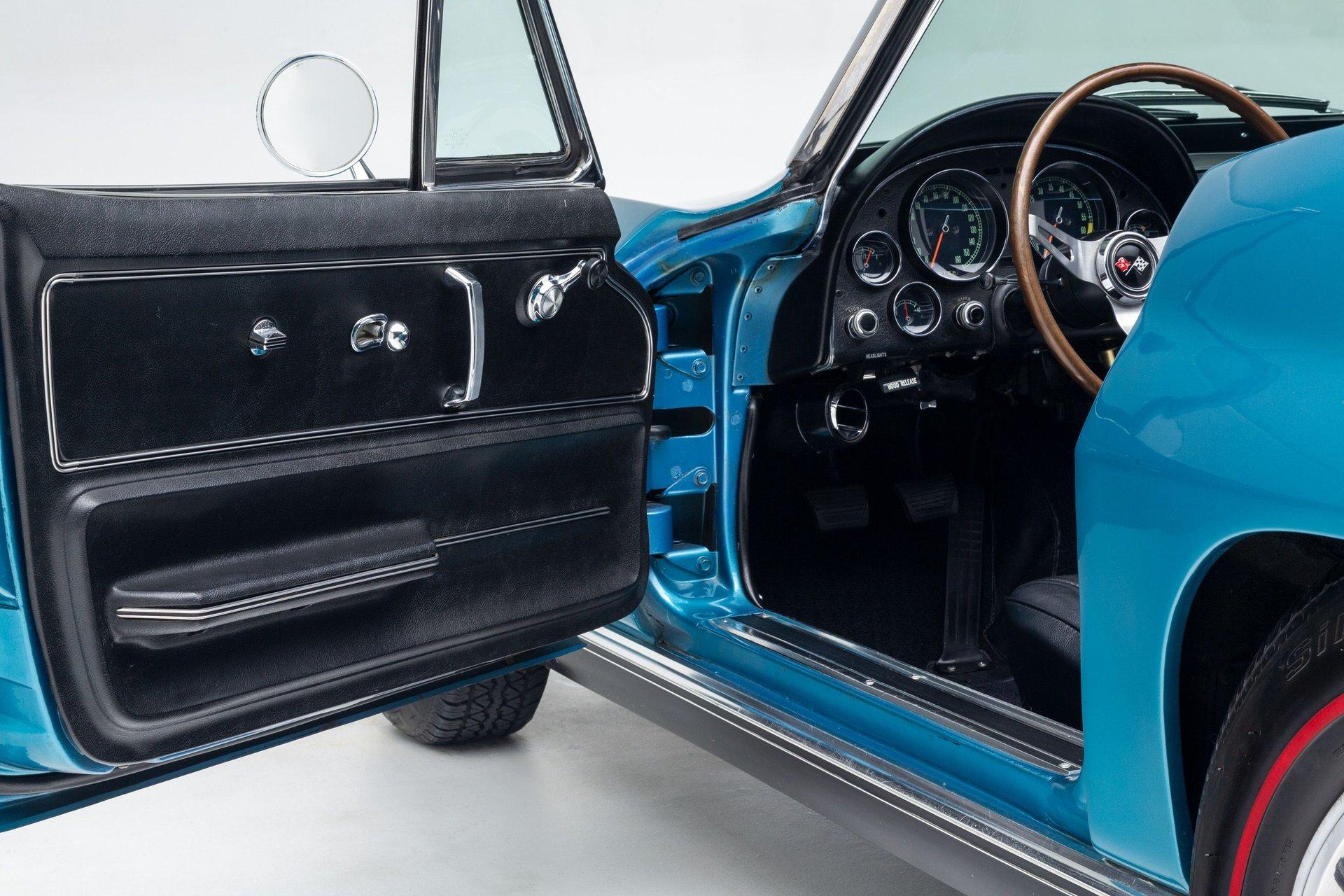 1967 Chevrolet Corvette 46