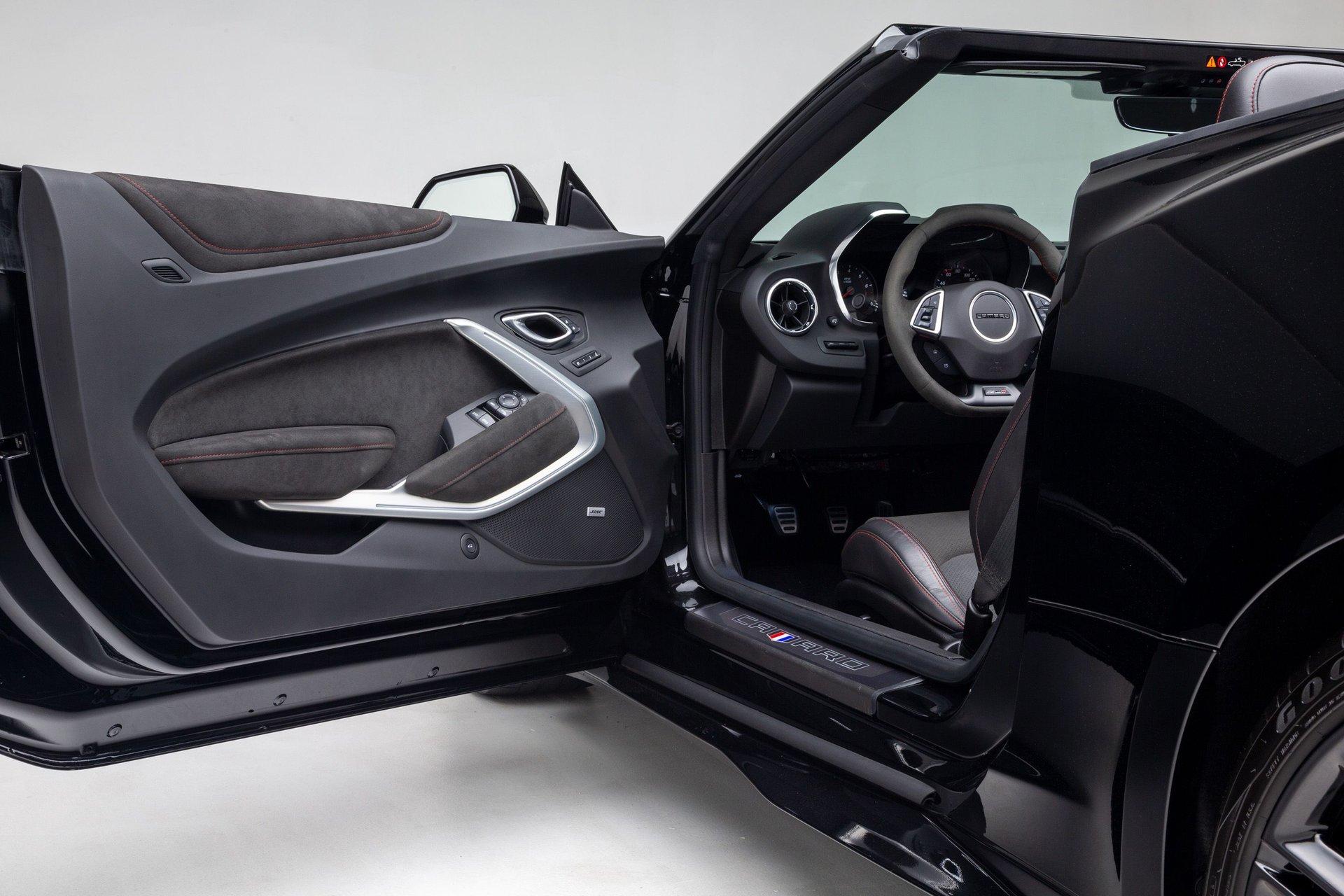 2022 Chevrolet Camaro 27