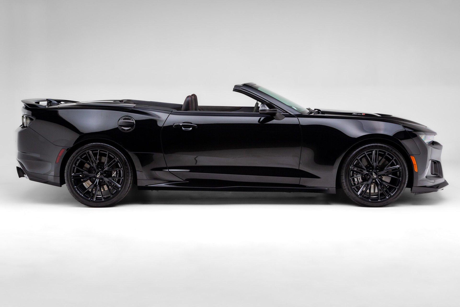 2022 Chevrolet Camaro 2