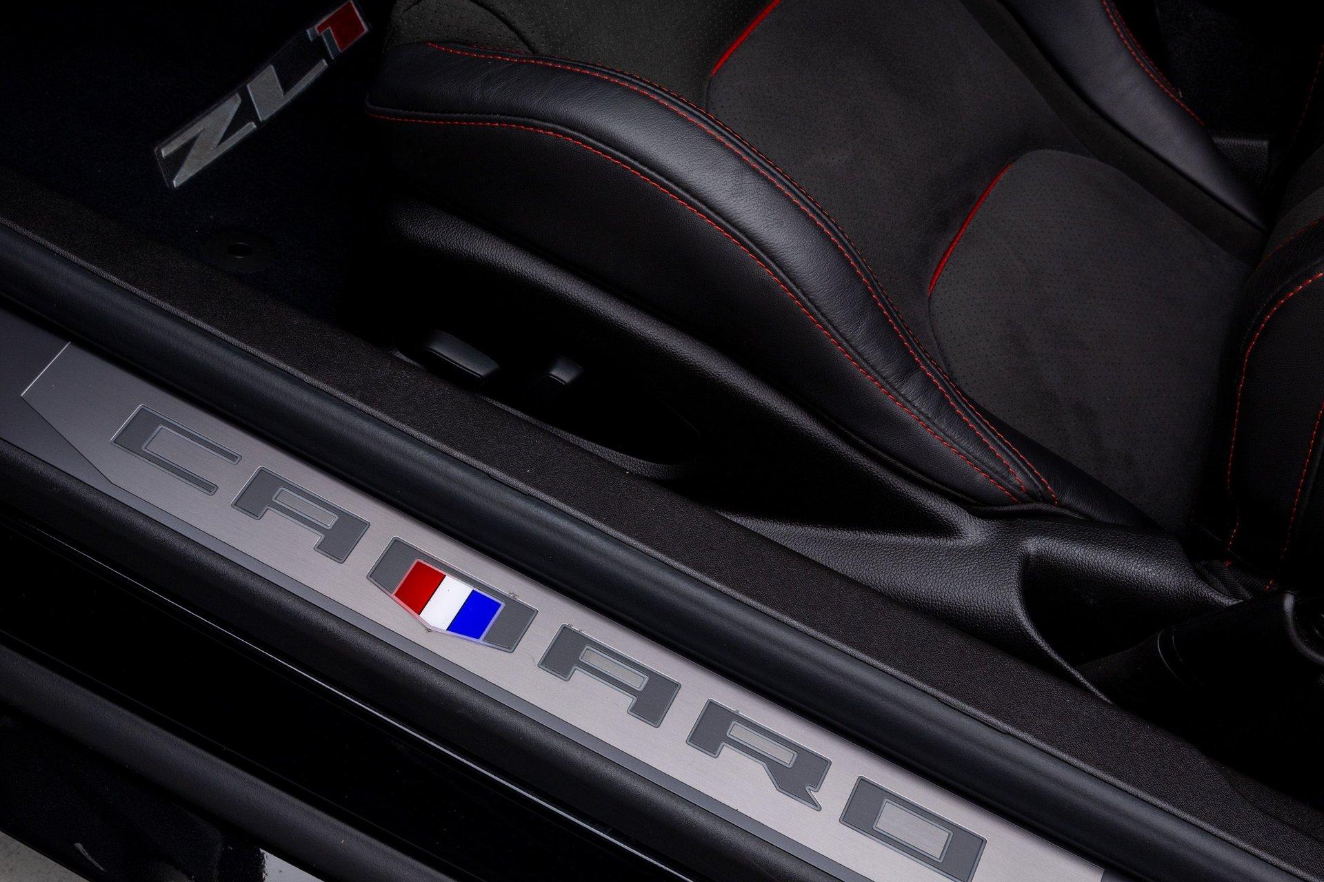 2022 Chevrolet Camaro 34