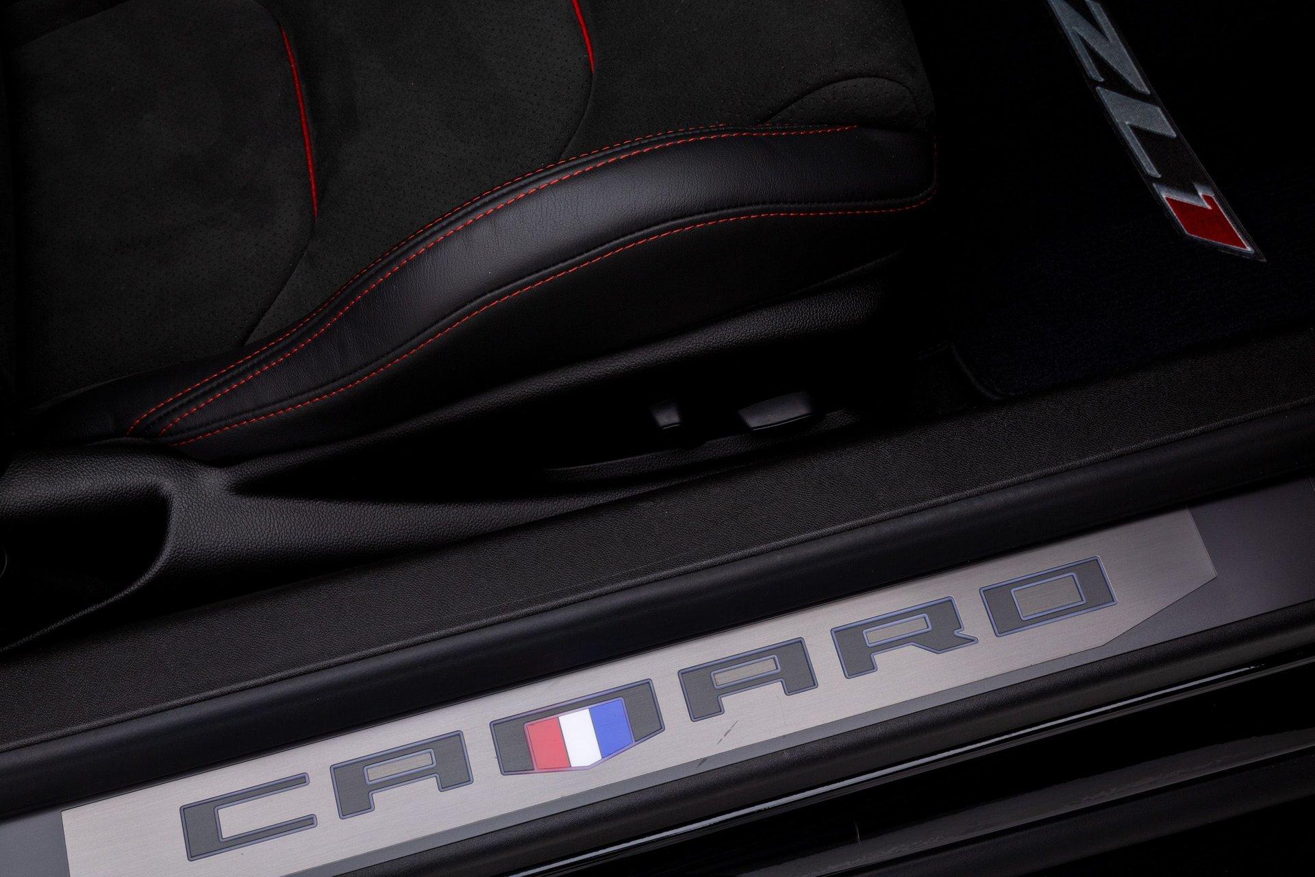2022 Chevrolet Camaro 41