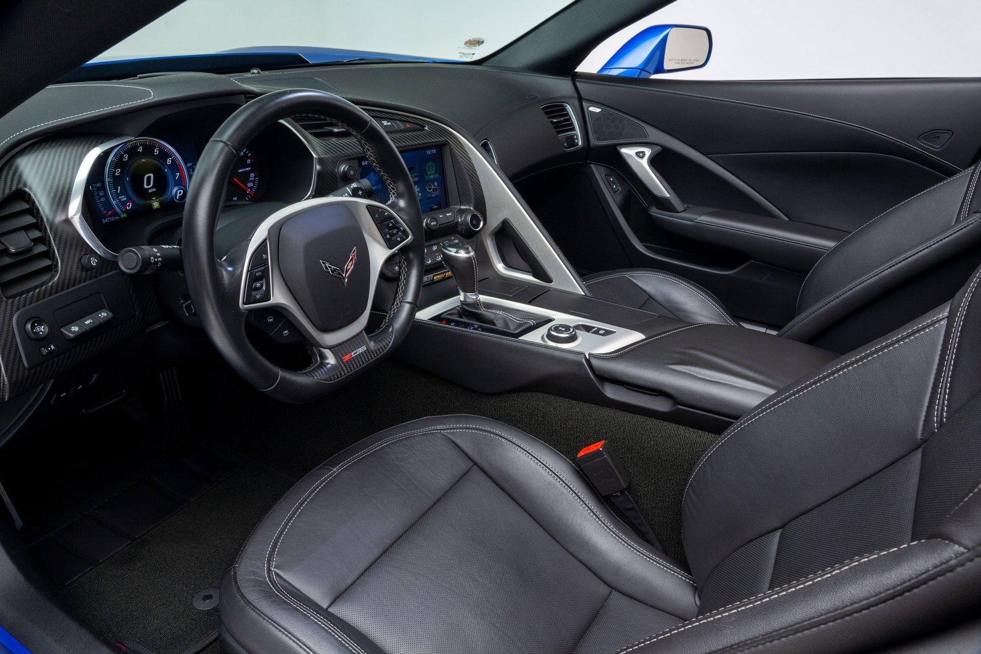 2016 Chevrolet Corvette 32