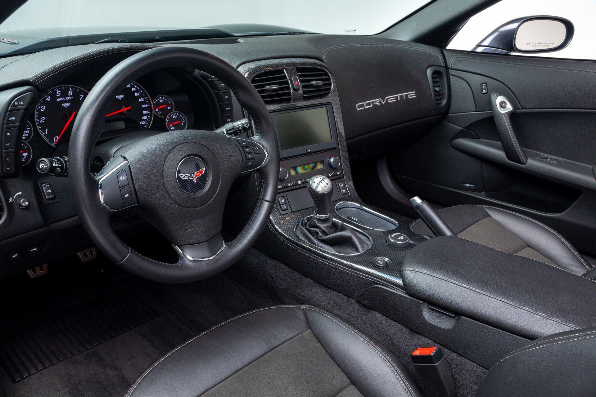2013 Chevrolet Corvette 34