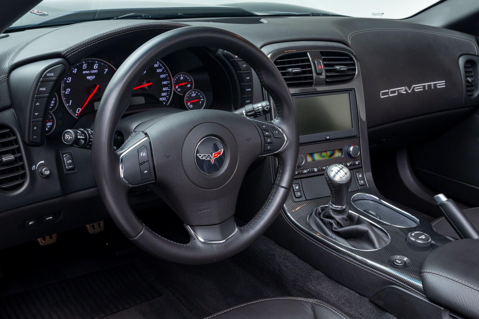 2013 Chevrolet Corvette 35