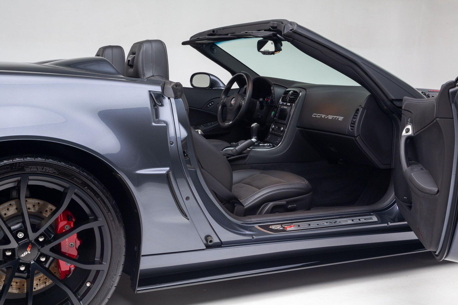 2013 Chevrolet Corvette 37