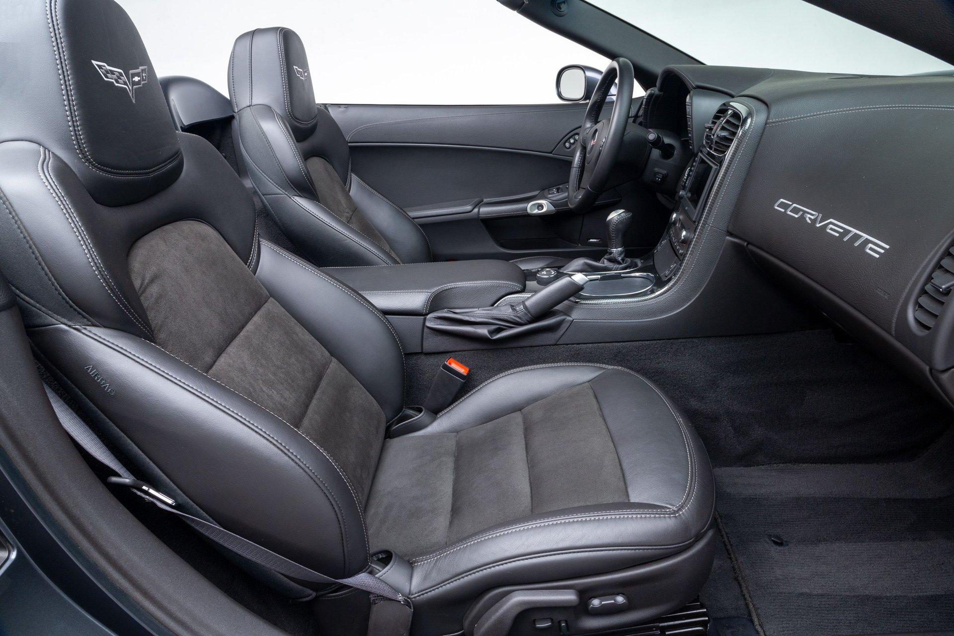 2013 Chevrolet Corvette 38