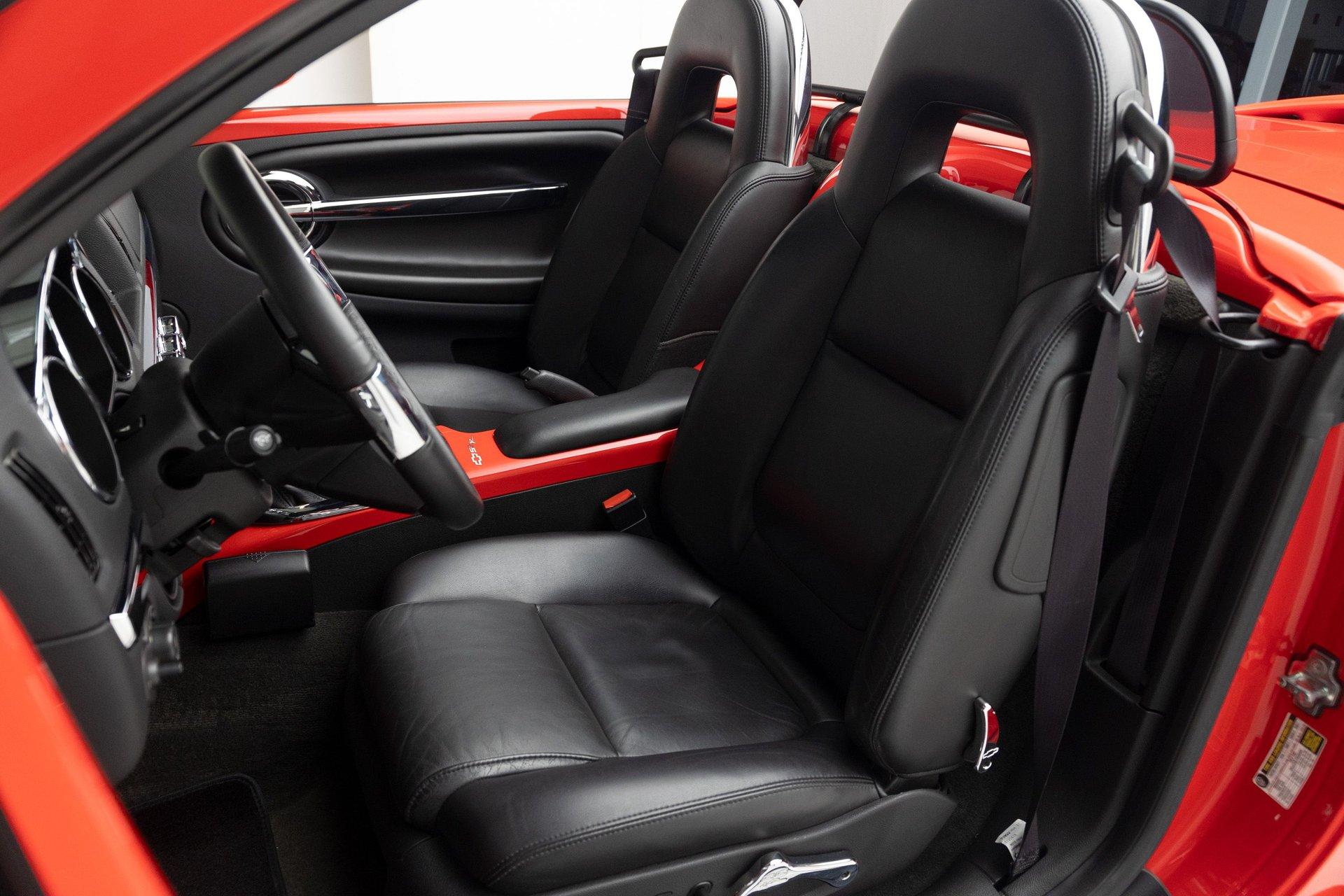 2005 Chevrolet SSR 11