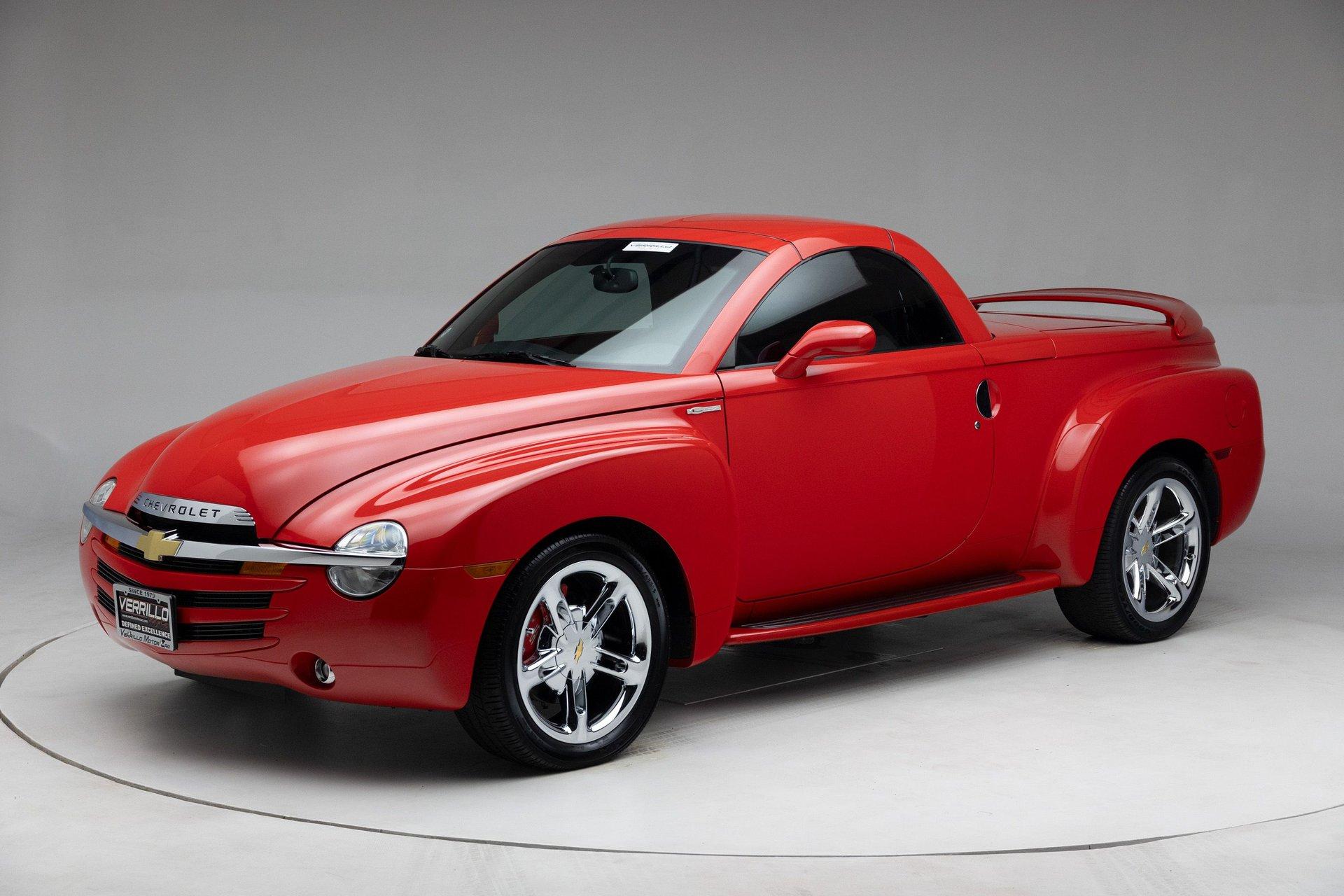 2005 Chevrolet SSR 32